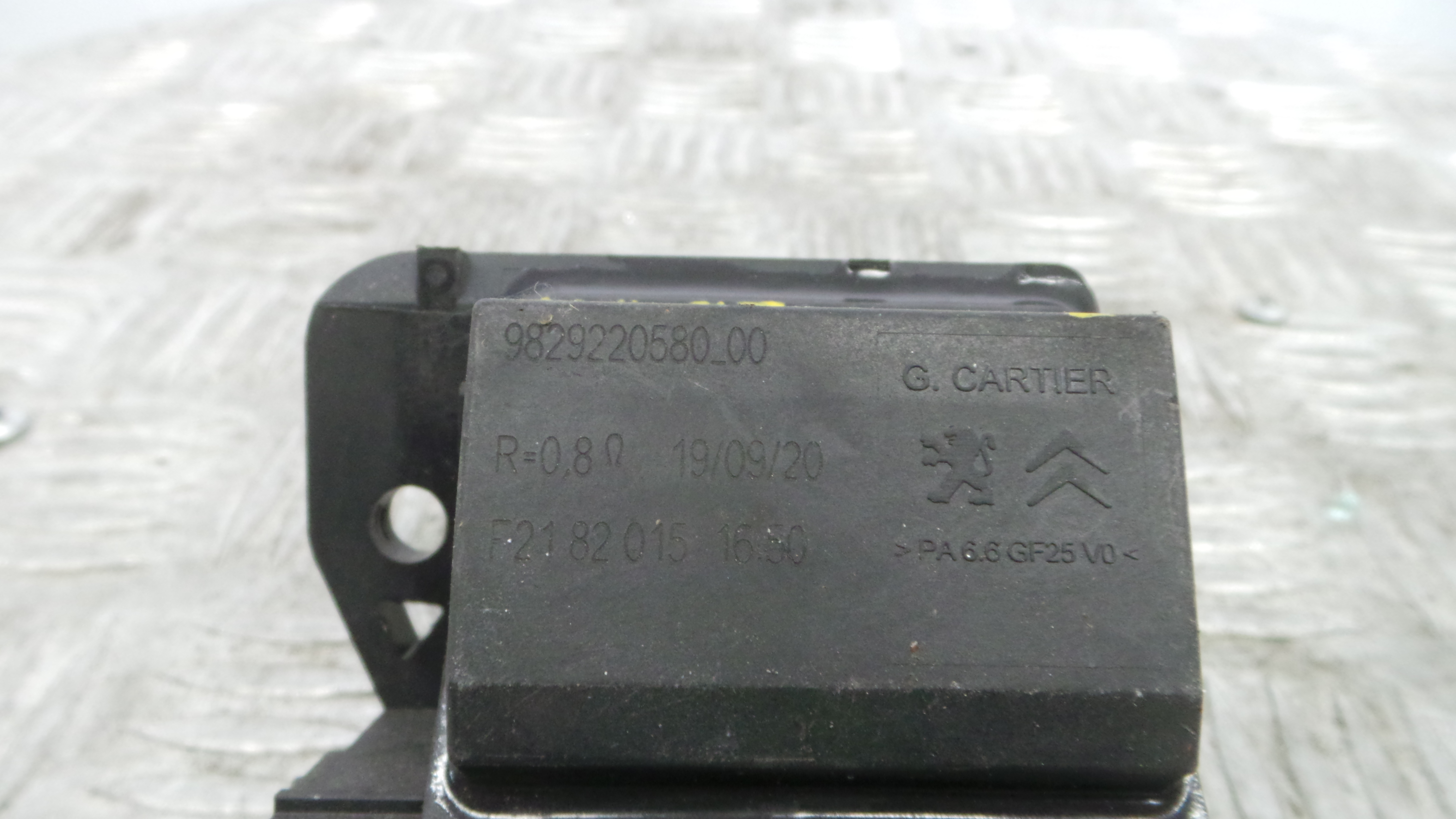 Resistência Ventilador De Radiador 9829220580 - PEUGEOT 308 II (LB_, LP_, LW_, LH_, L3_)-36908648