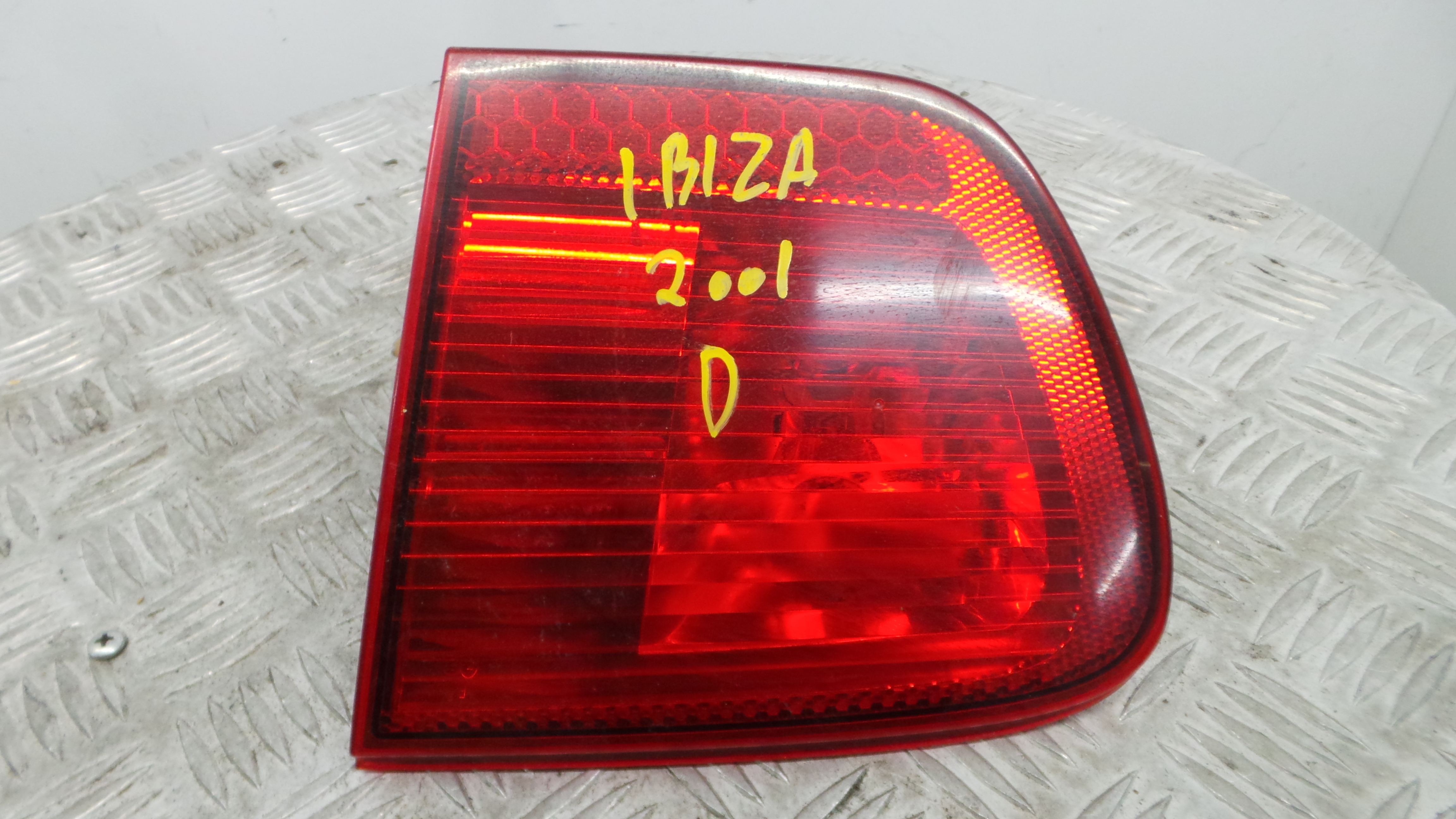 Farolim Mala Trás Dto 6K6945108C - SEAT IBIZA II (6K1), IBIZA Mk II (6K1)-36908845