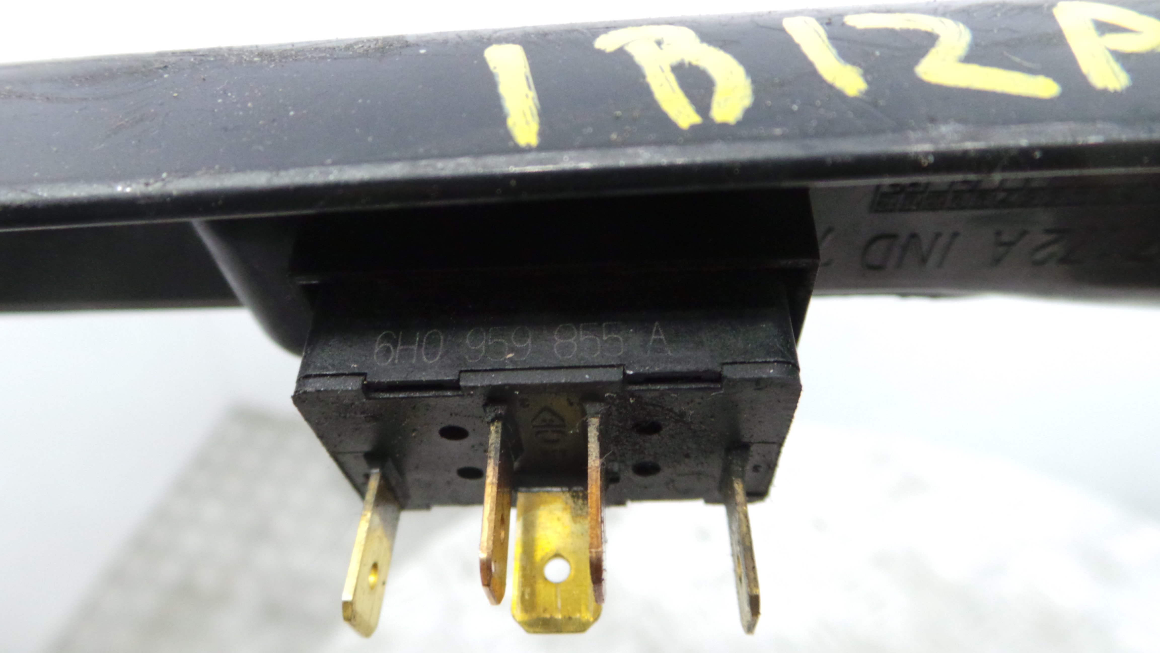 Interruptor / Comando Elevador Vidro Trás Dto 6K0867172A - SEAT IBIZA II (6K1), IBIZA Mk II (6K1)-36908847