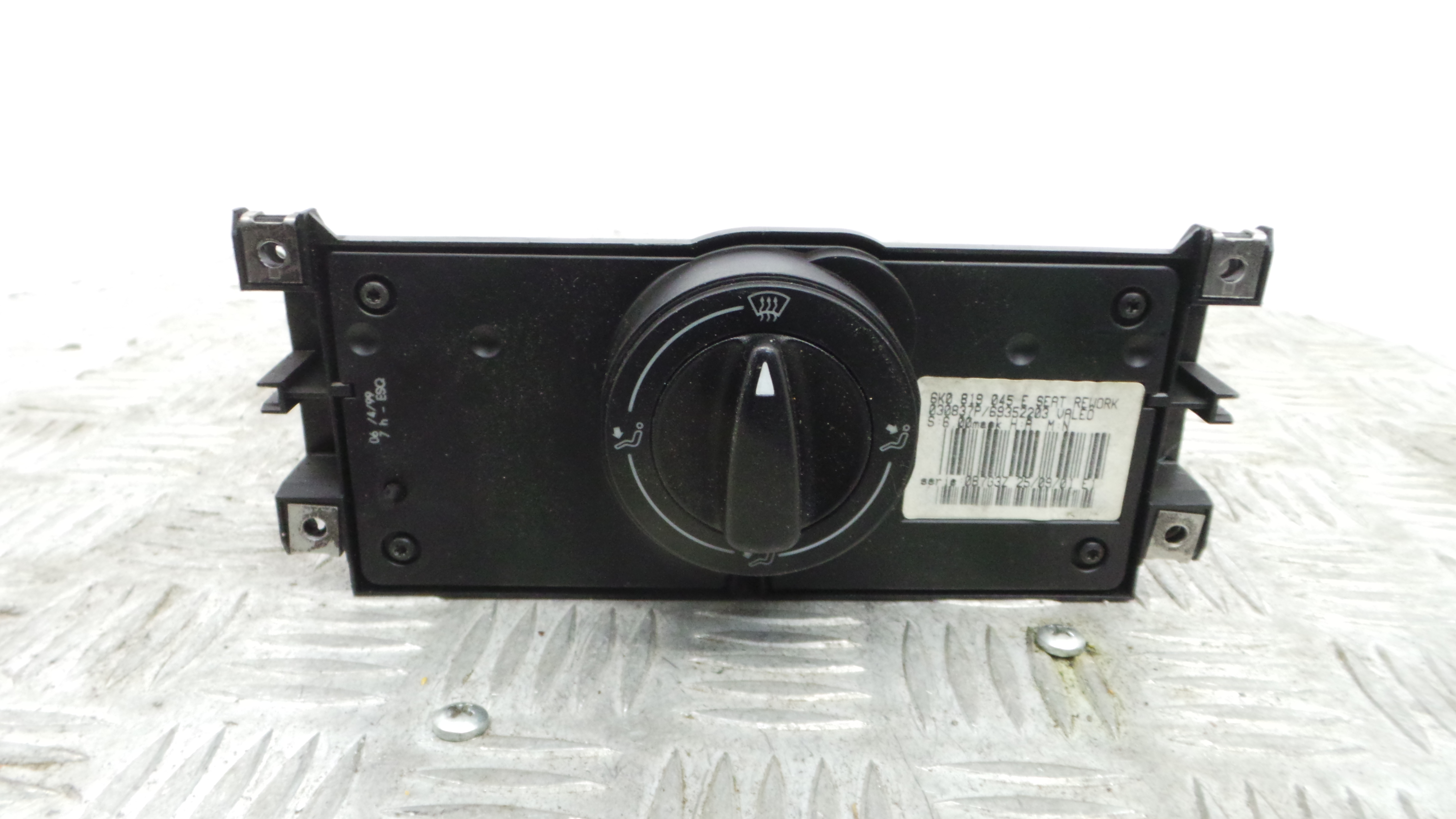 Comando da Sofagem / Climatronic 6K0819045E - SEAT IBIZA II (6K1), IBIZA Mk II (6K1)-36908857 Comando da Sofagem / Climatronic 6K0819045E - SEAT IBIZA II (6K1), IBIZA Mk II (6K1)-36908857