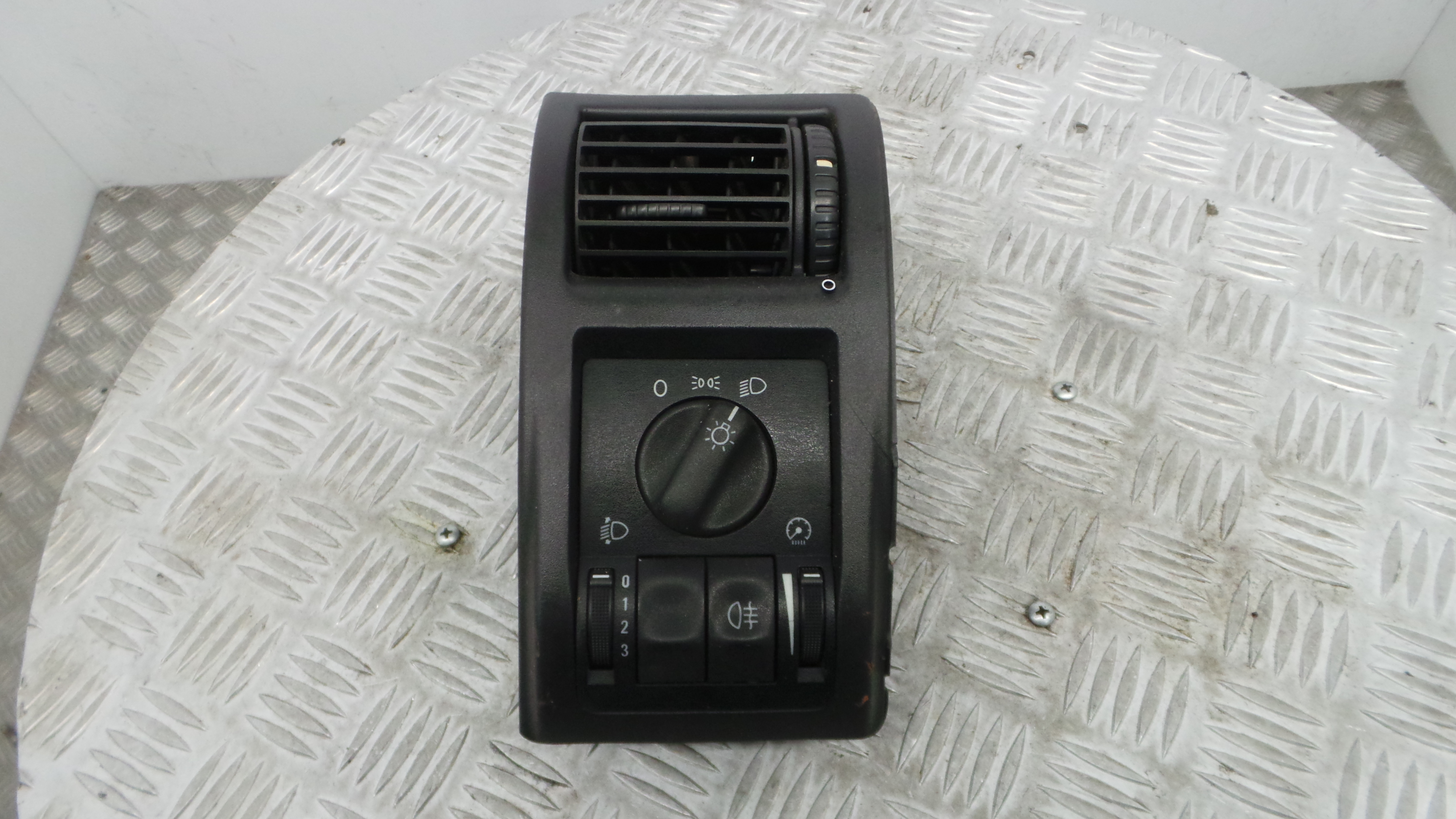 Comando das luzes  90560336 - OPEL ASTRA G Combi (T98)-36909078