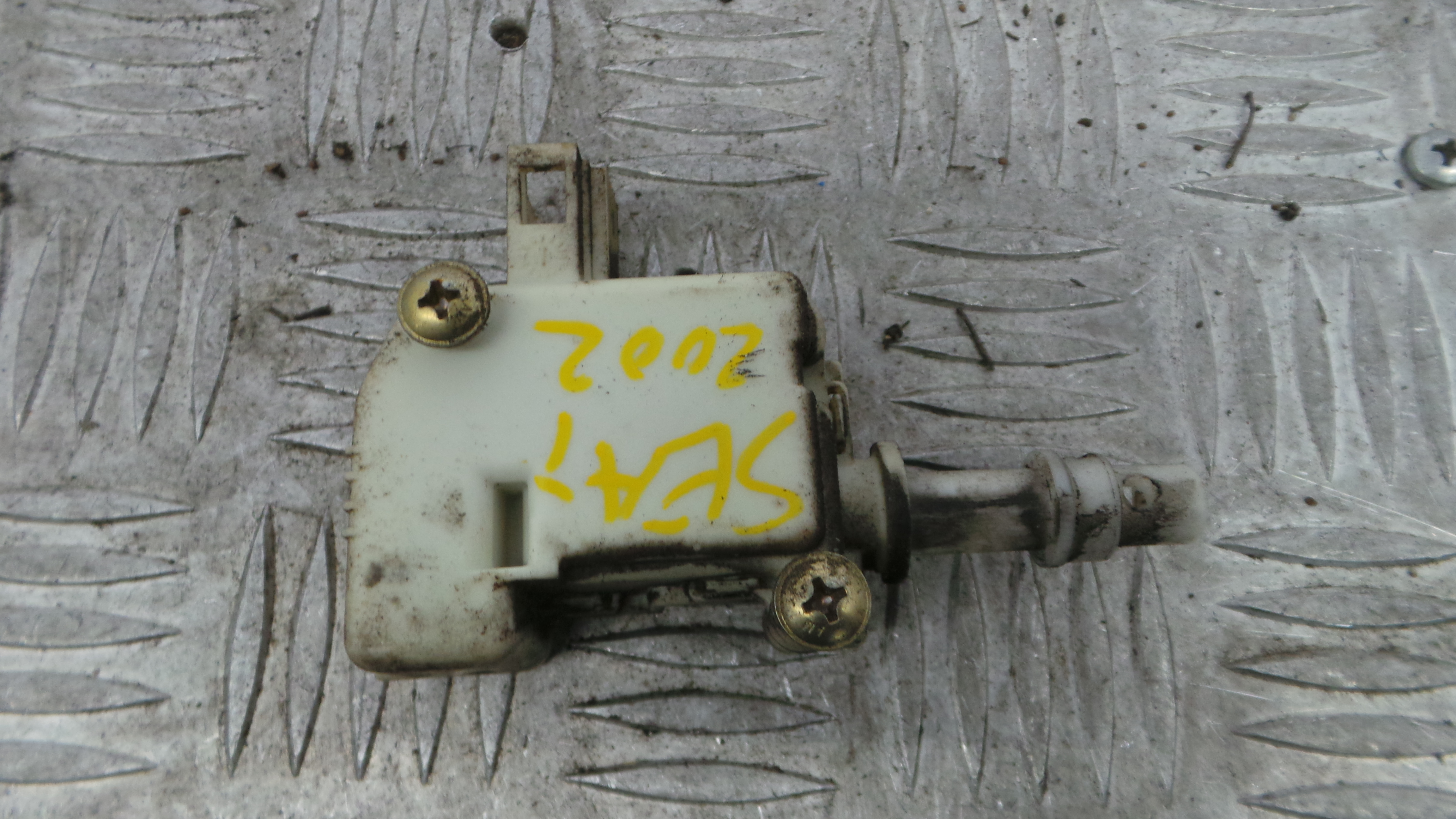 Pistola Deposito Combustivel 6K0810773A - SEAT IBIZA II (6K1), IBIZA Mk II (6K1)-36909202