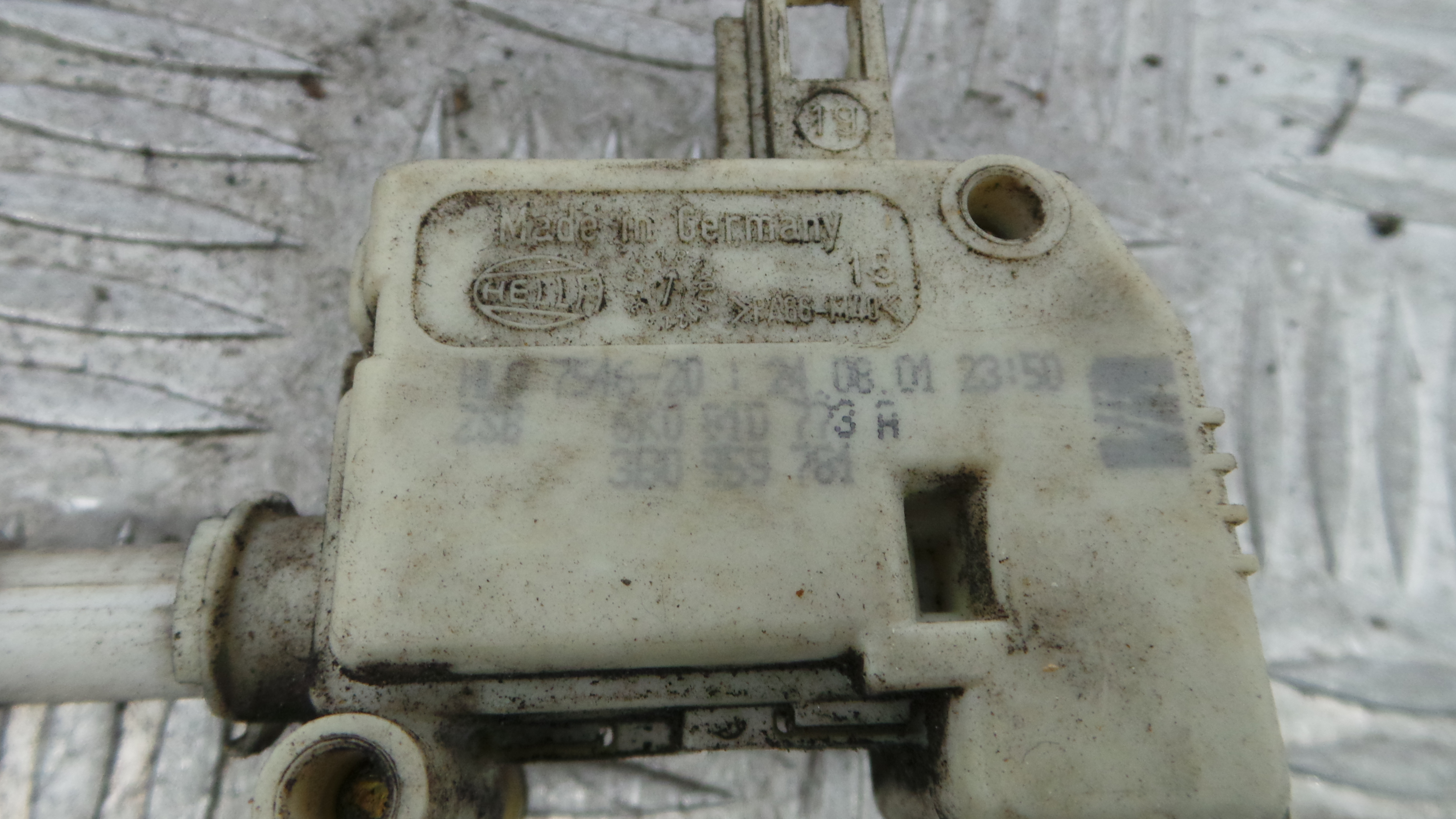 Pistola Deposito Combustivel 6K0810773A - SEAT IBIZA II (6K1), IBIZA Mk II (6K1)-36909202