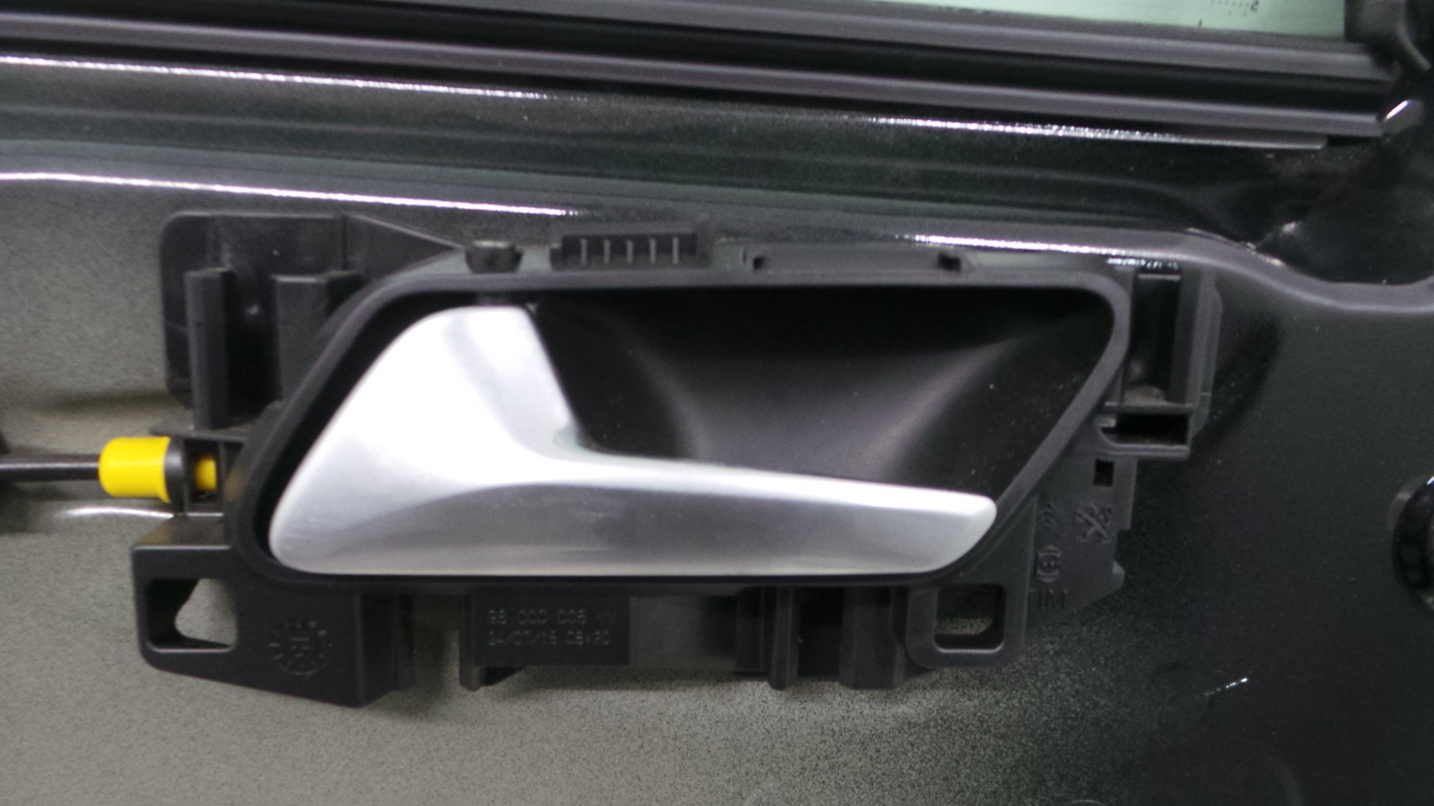 Puxador Interior Traseiro Esquerdo  98201553VV - PEUGEOT 308 II (LB_, LP_, LW_, LH_, L3_)-36909257