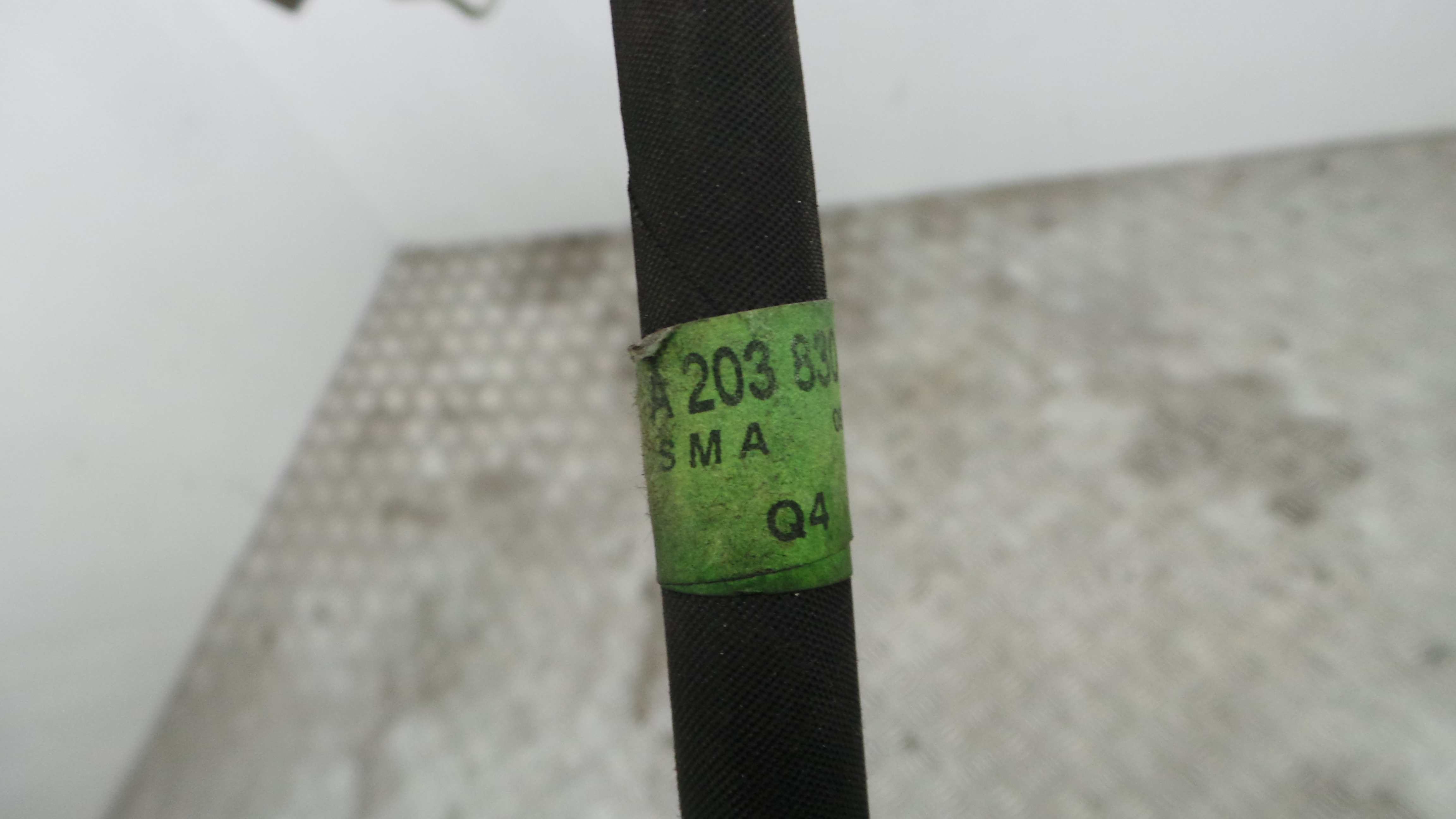 Tubo Ar Condicionado A2038302015 - MERCEDES-BENZ C-CLASS (W203)-36909264