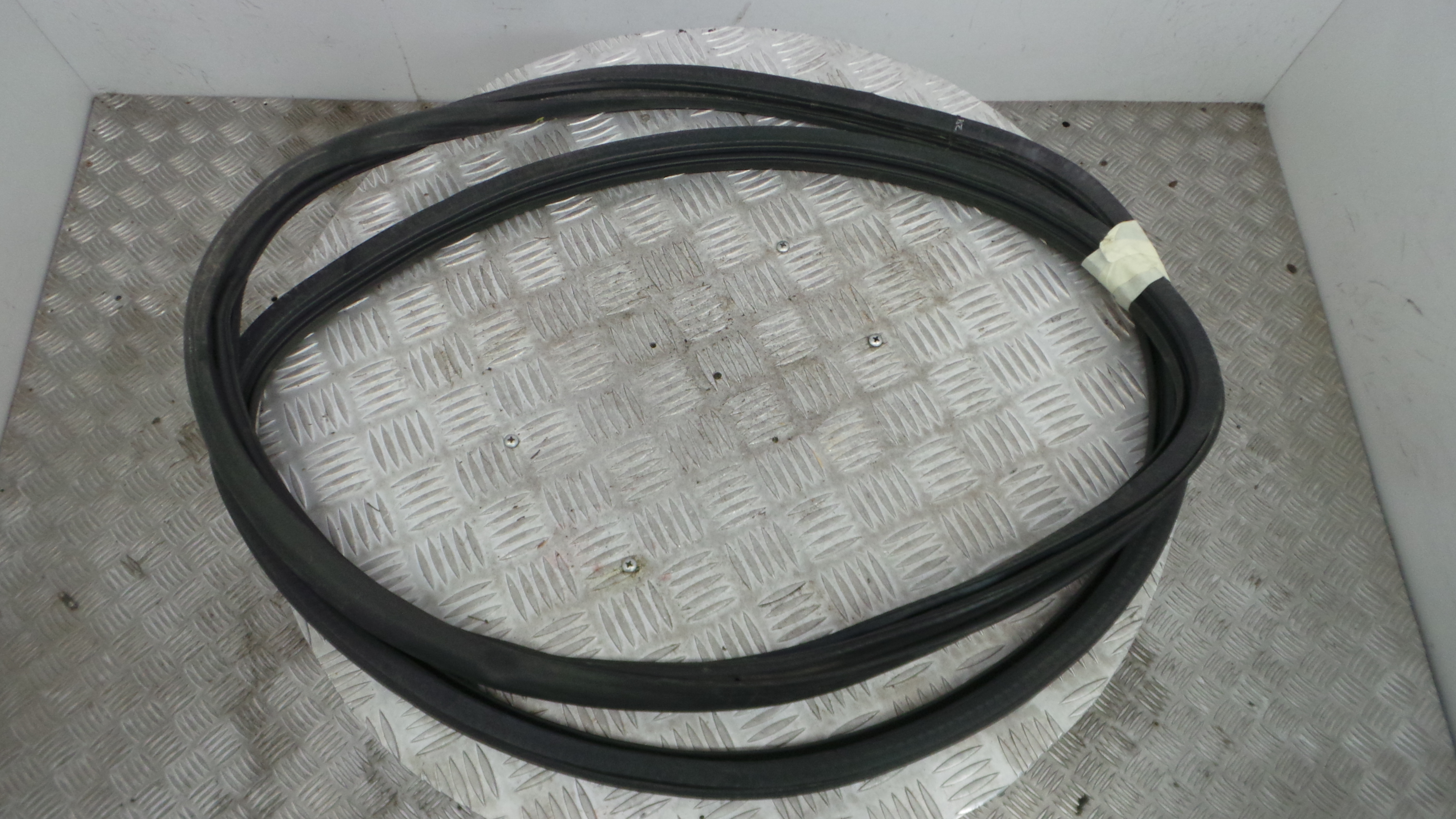 Borracha Porta Frente Direita 9675519980 - PEUGEOT 308 II (LB_, LP_, LW_, LH_, L3_)-36909290