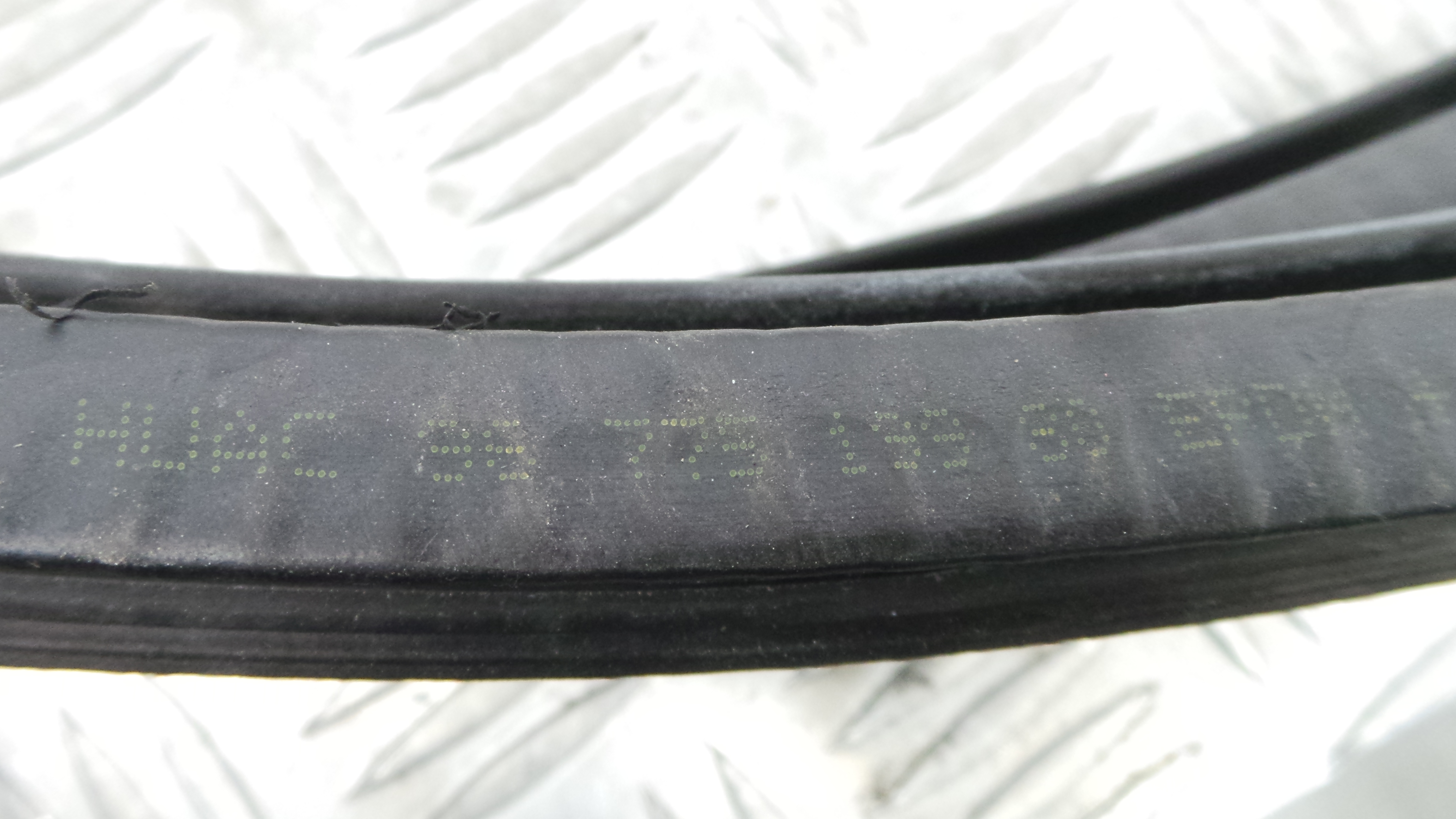 Borracha Porta Tras Esquerda 9675519980 - PEUGEOT 308 II (LB_, LP_, LW_, LH_, L3_)-36909296