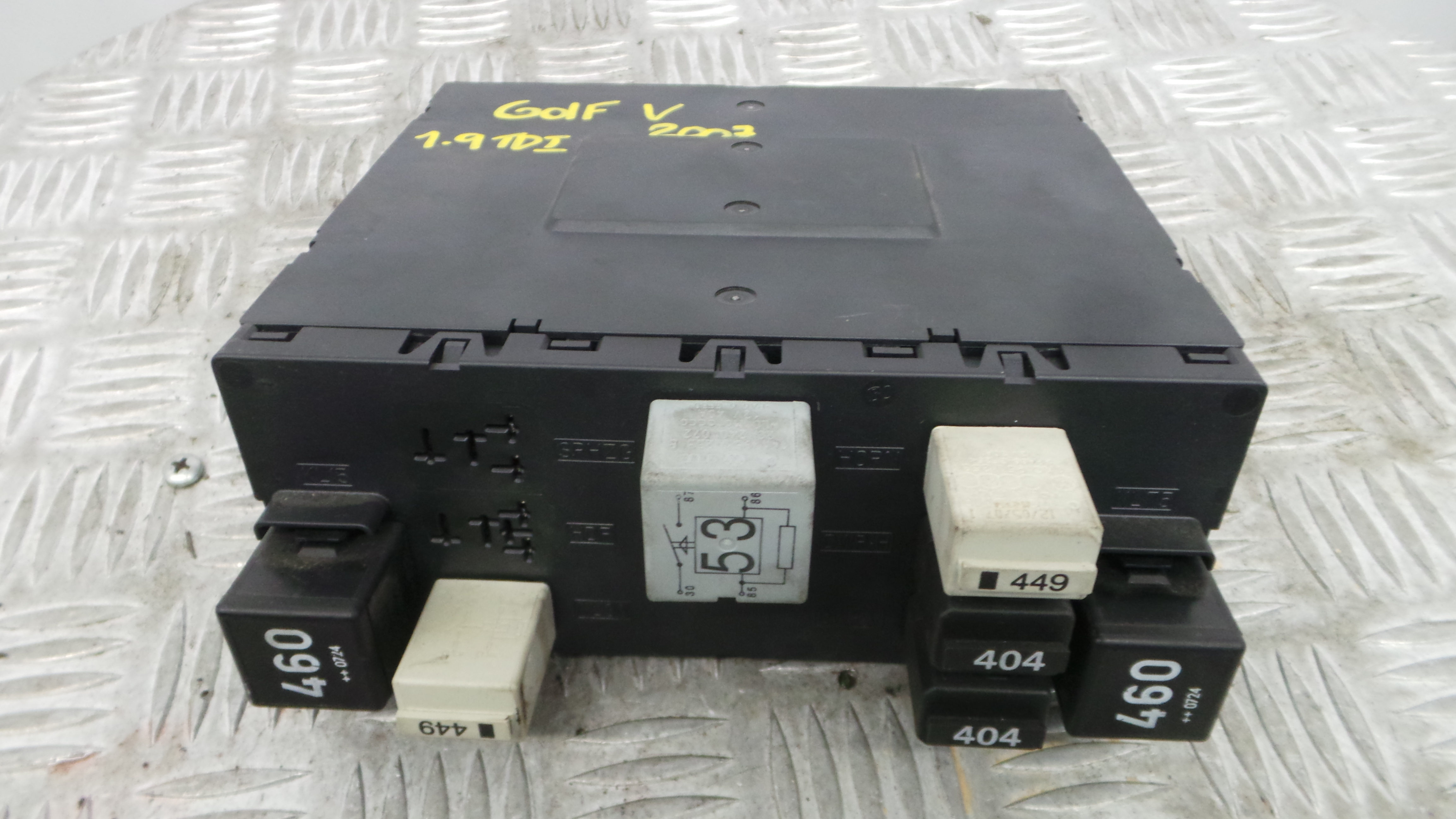 Caixa dos Fusíveis / BSI / UCH / SAM 3C0937049AJ - VW GOLF V (1K1)-36911780