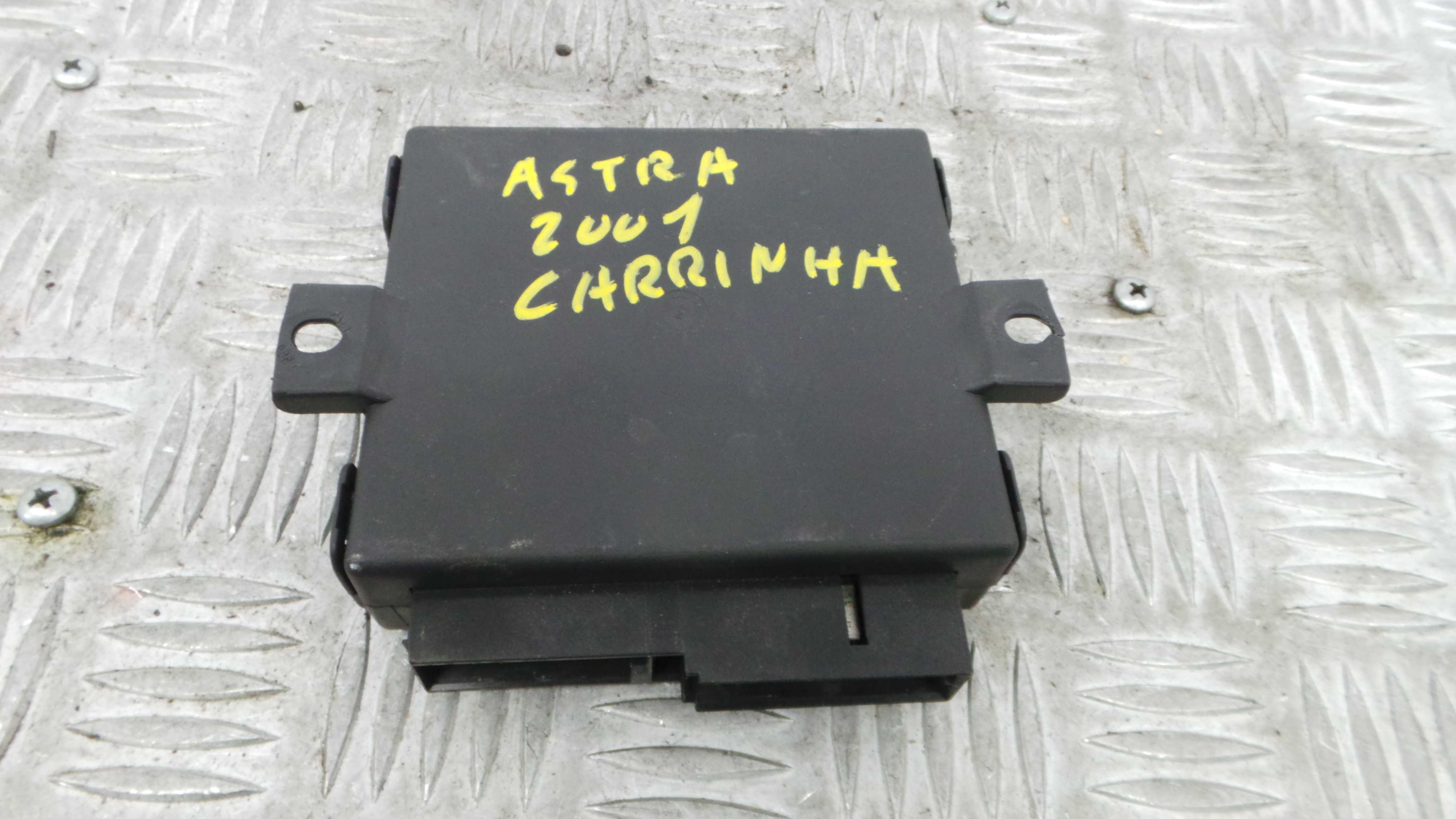 Centralina do Fecho Central 24437076 - OPEL ASTRA G Combi (T98)-36911833
