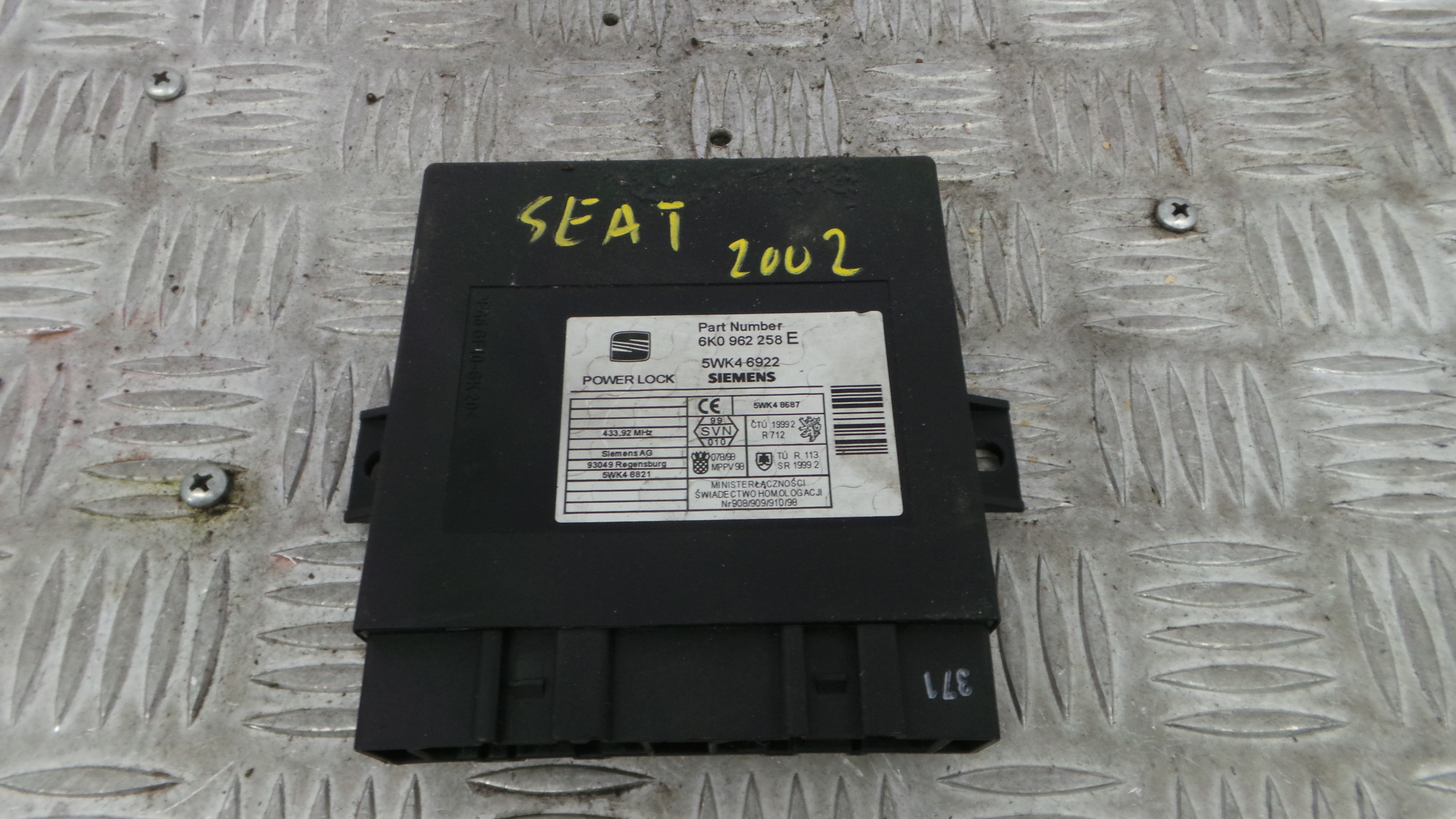 Centralina do Fecho Central 6K0962258E - SEAT IBIZA II (6K1), IBIZA Mk II (6K1)-36911839 Centralina do Fecho Central 6K0962258E - SEAT IBIZA II (6K1), IBIZA Mk II (6K1)-36911839