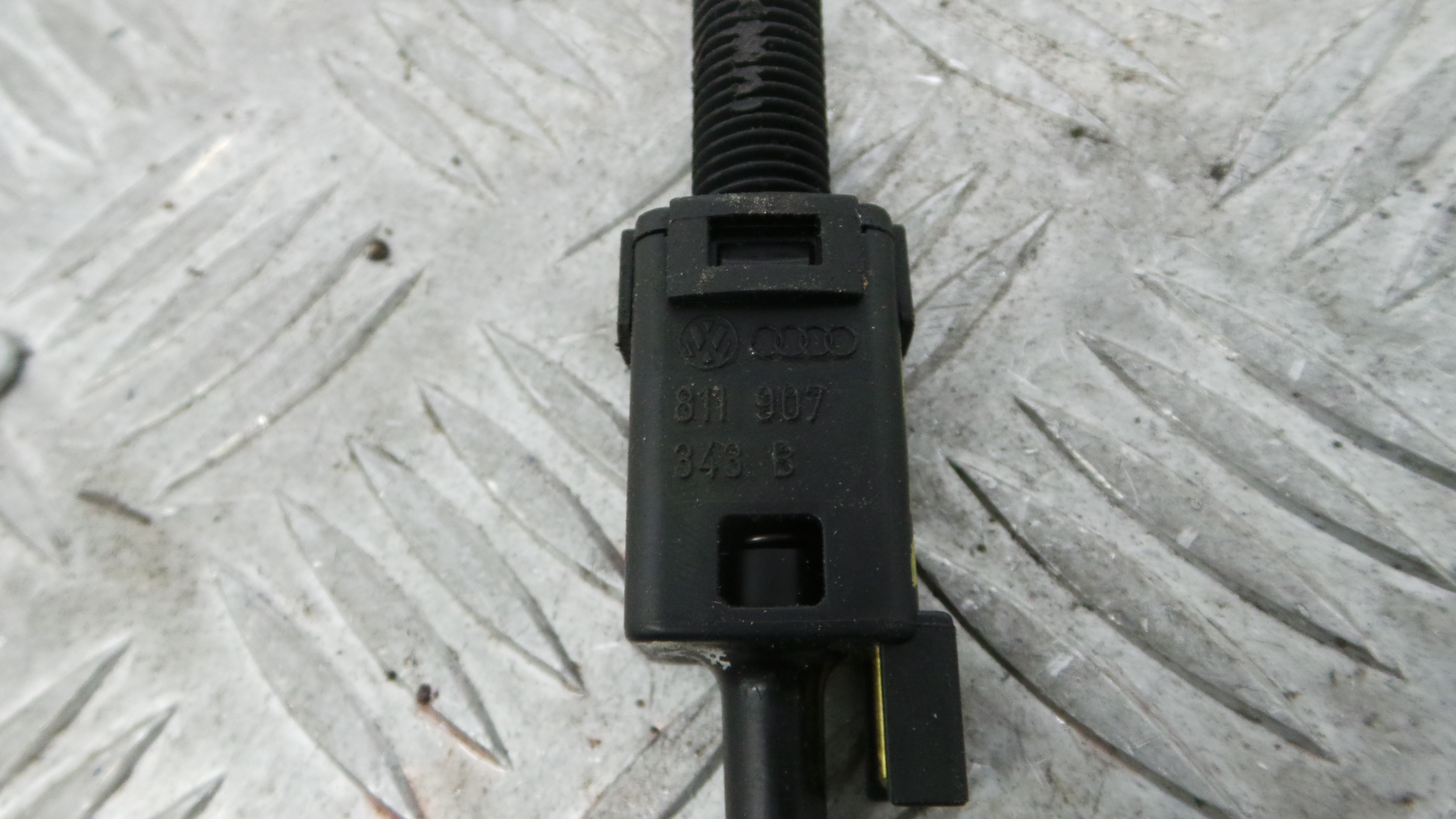 Sensor Cruise Control 811907343B - SEAT IBIZA II (6K1), IBIZA Mk II (6K1)-36912336
