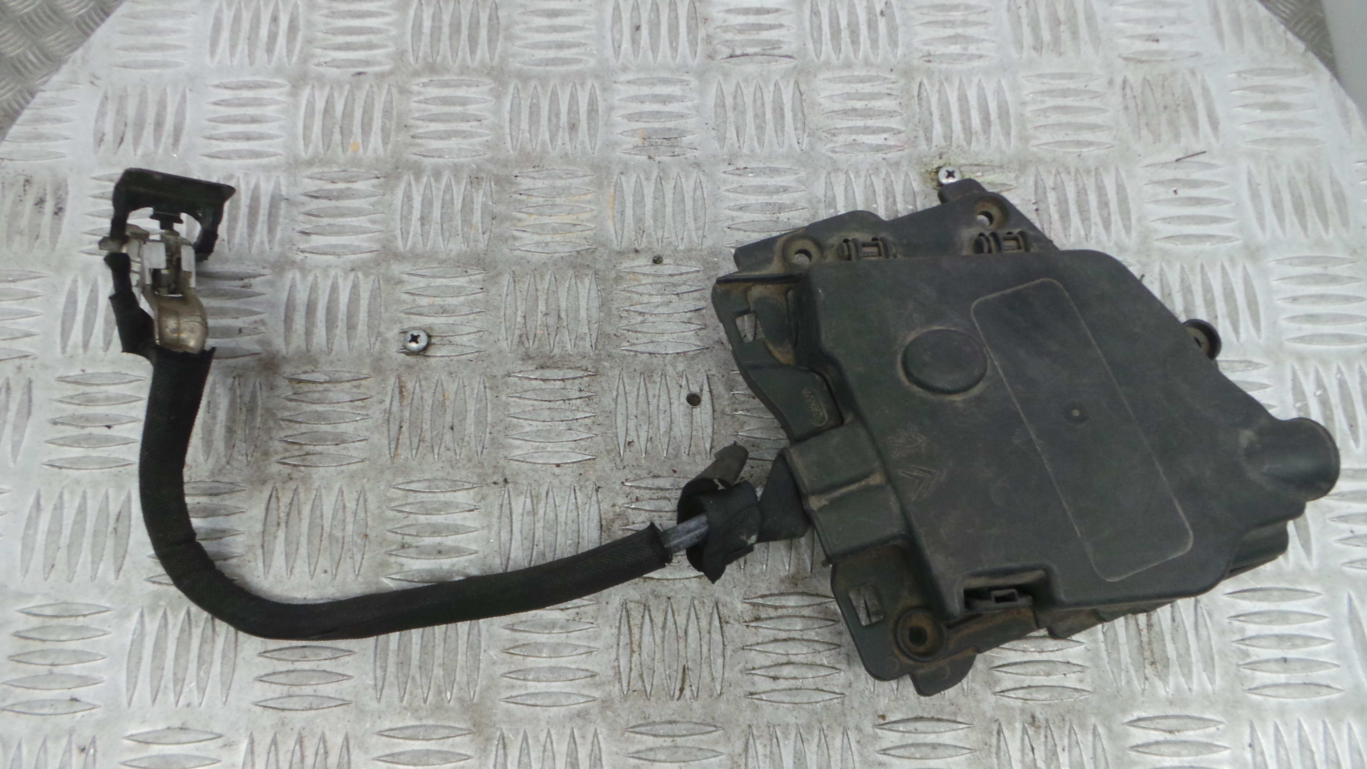 Caixa dos Fusíveis / BSI / UCH / SAM 9675123880 - CITROËN C3 II (SC_)-36912419