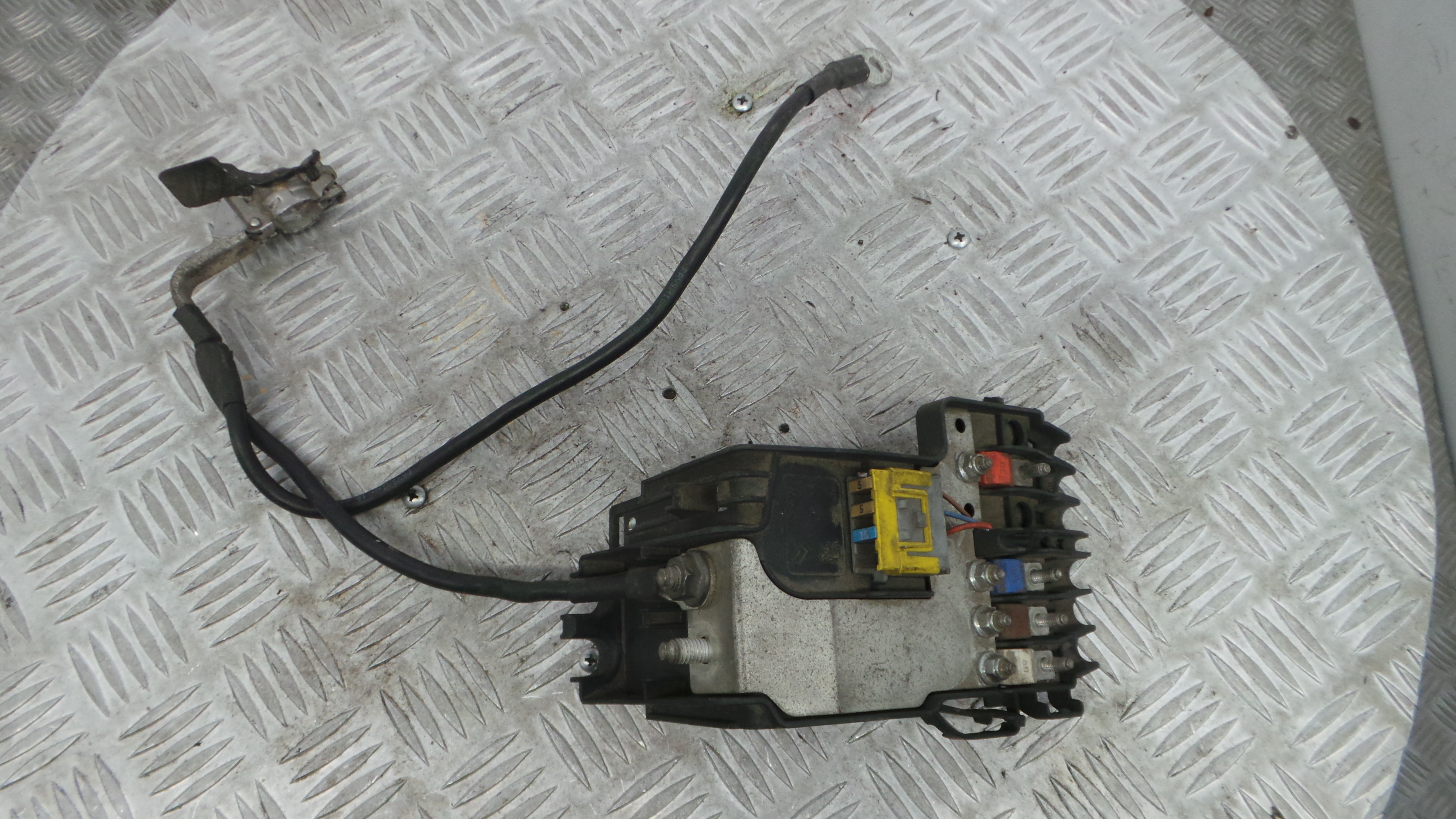 Caixa dos Fusíveis / BSI / UCH / SAM 9660222380 - CITROËN BERLINGO Caixa/monovolume (B9)-36912481 Caixa dos Fusíveis / BSI / UCH / SAM 9660222380 - CITROËN BERLINGO Caixa/monovolume (B9)-36912481