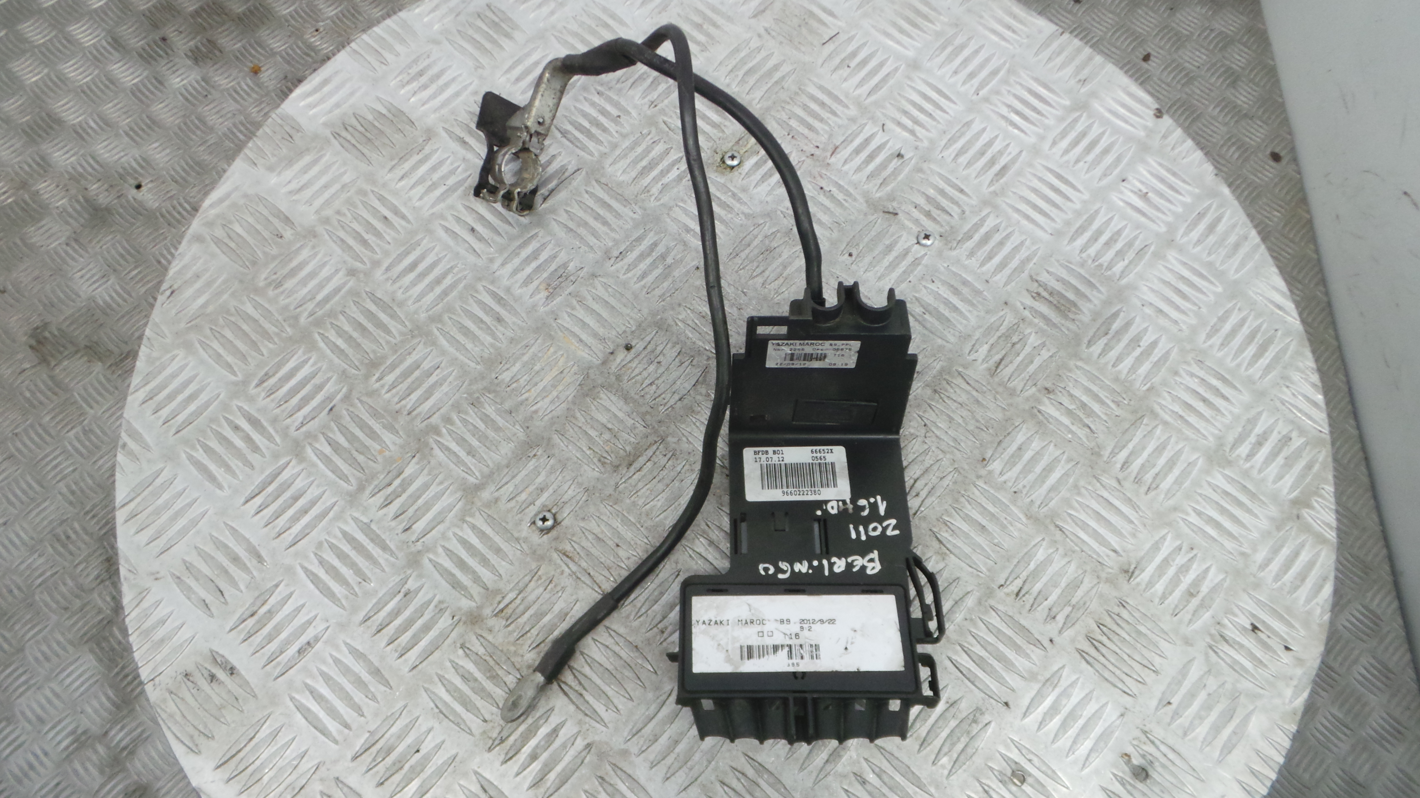 Caixa dos Fusíveis / BSI / UCH / SAM 9660222380 - CITROËN BERLINGO Caixa/monovolume (B9)-36912481