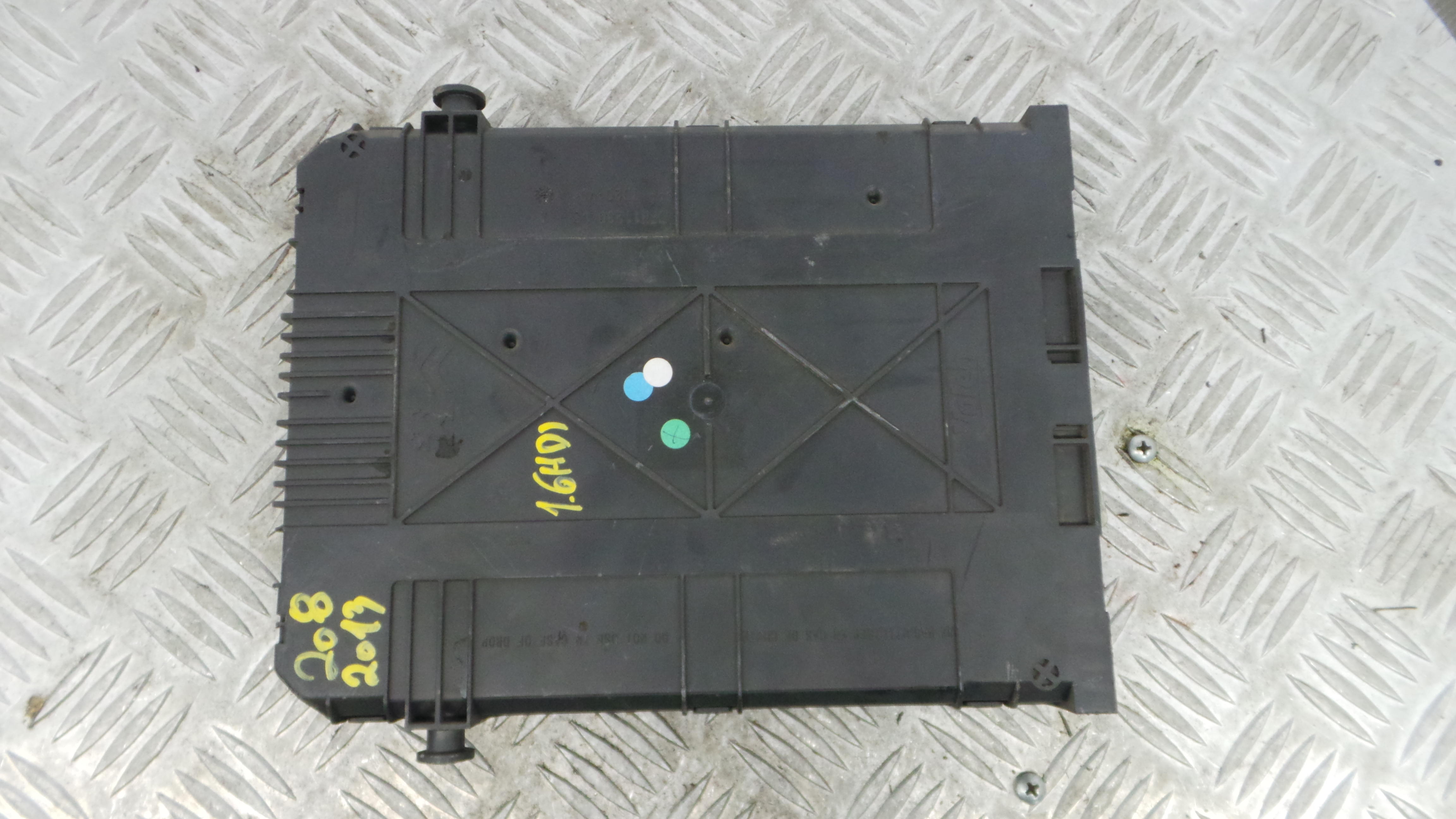 Caixa dos Fusíveis / BSI / UCH / SAM 9678355980 - PEUGEOT 208 I (CA_, CC_)-36912536