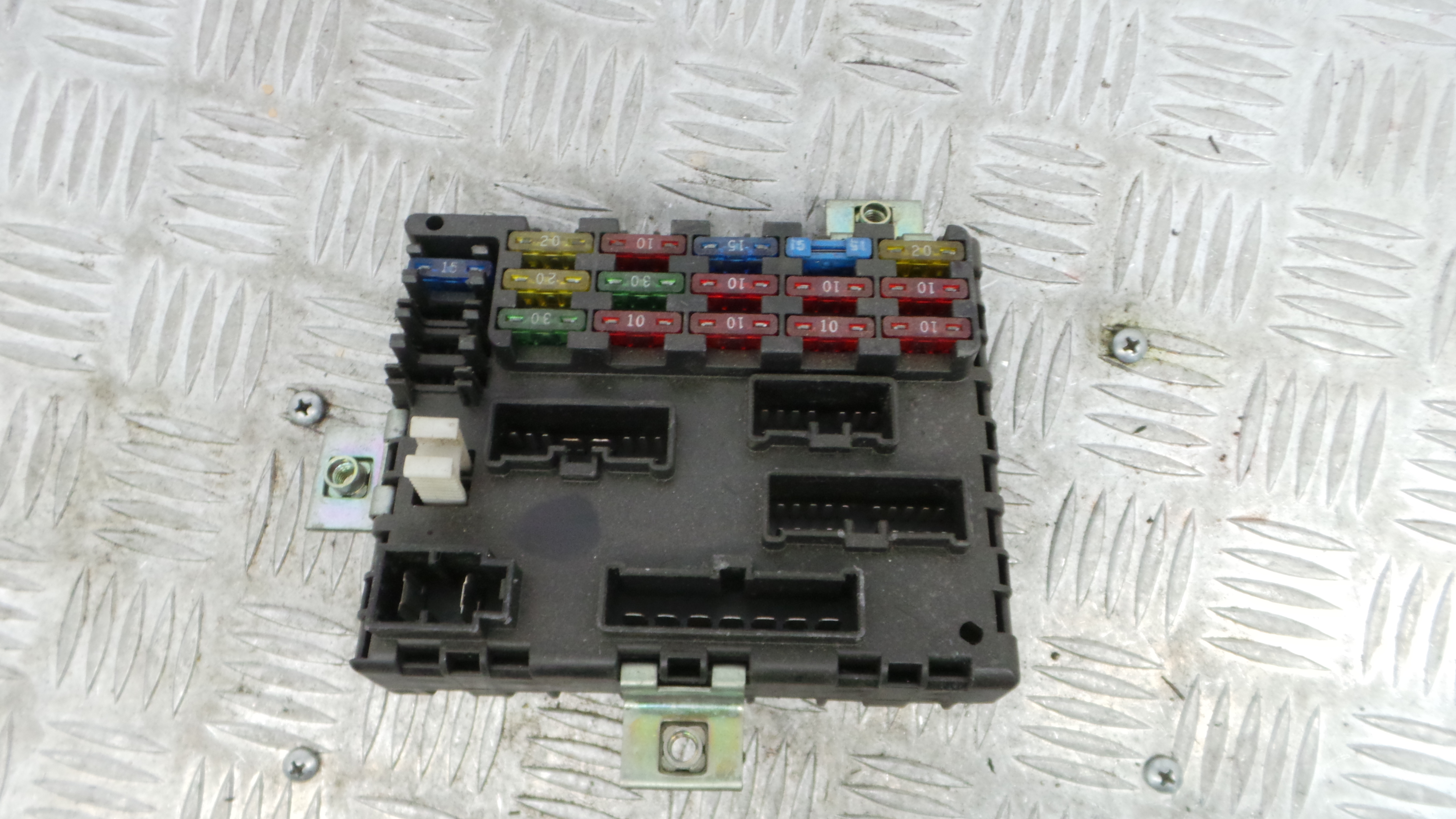 Caixa dos Fusíveis / BSI / UCH / SAM 7755601 - FIAT PUNTO (176_)-36912539 Caixa dos Fusíveis / BSI / UCH / SAM 7755601 - FIAT PUNTO (176_)-36912539