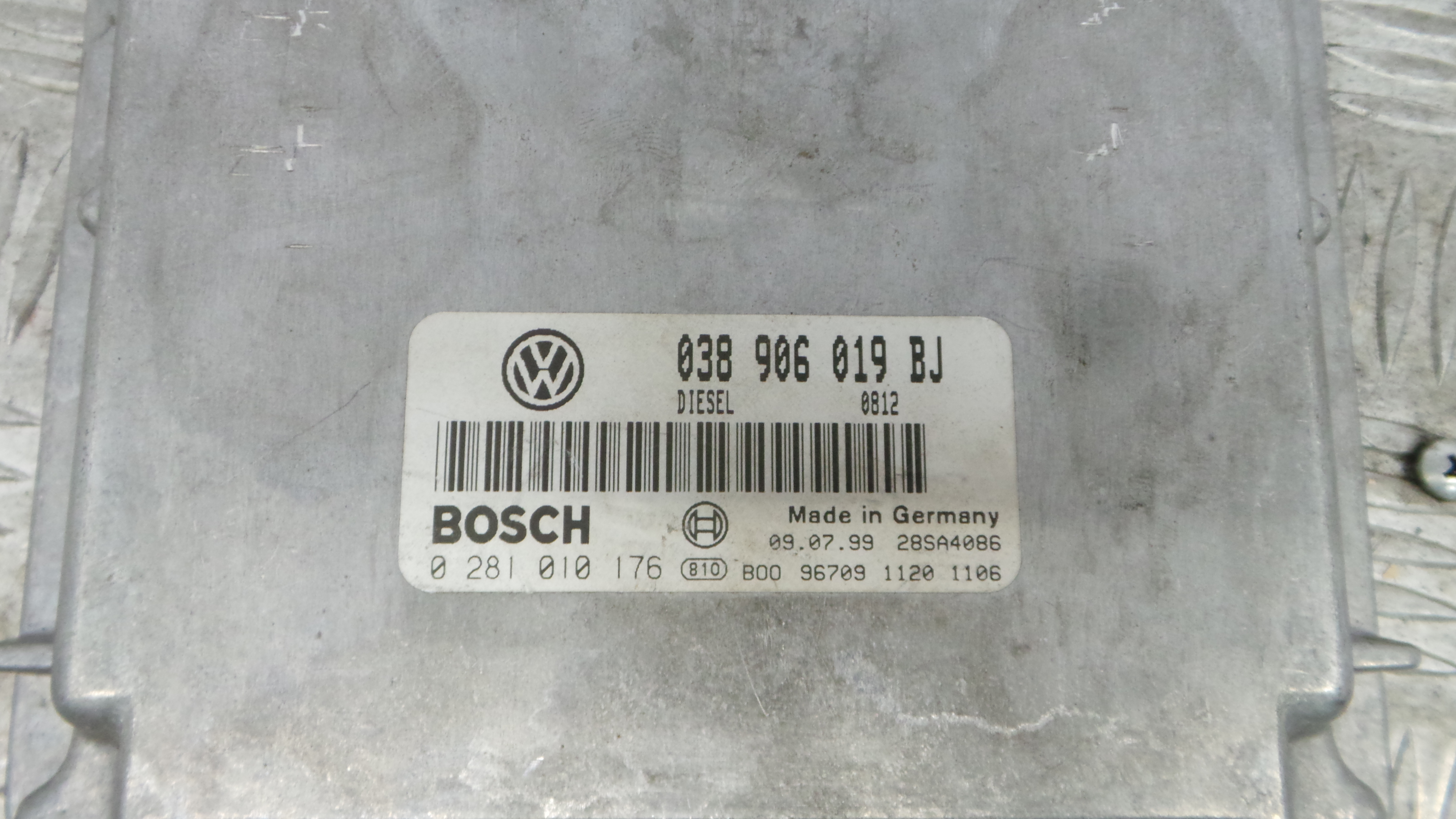 Centralina do Motor 038906019BJ - VW PASSAT B5 Estate (3B5), PASSAT B5 Variant (3B5)-36912545