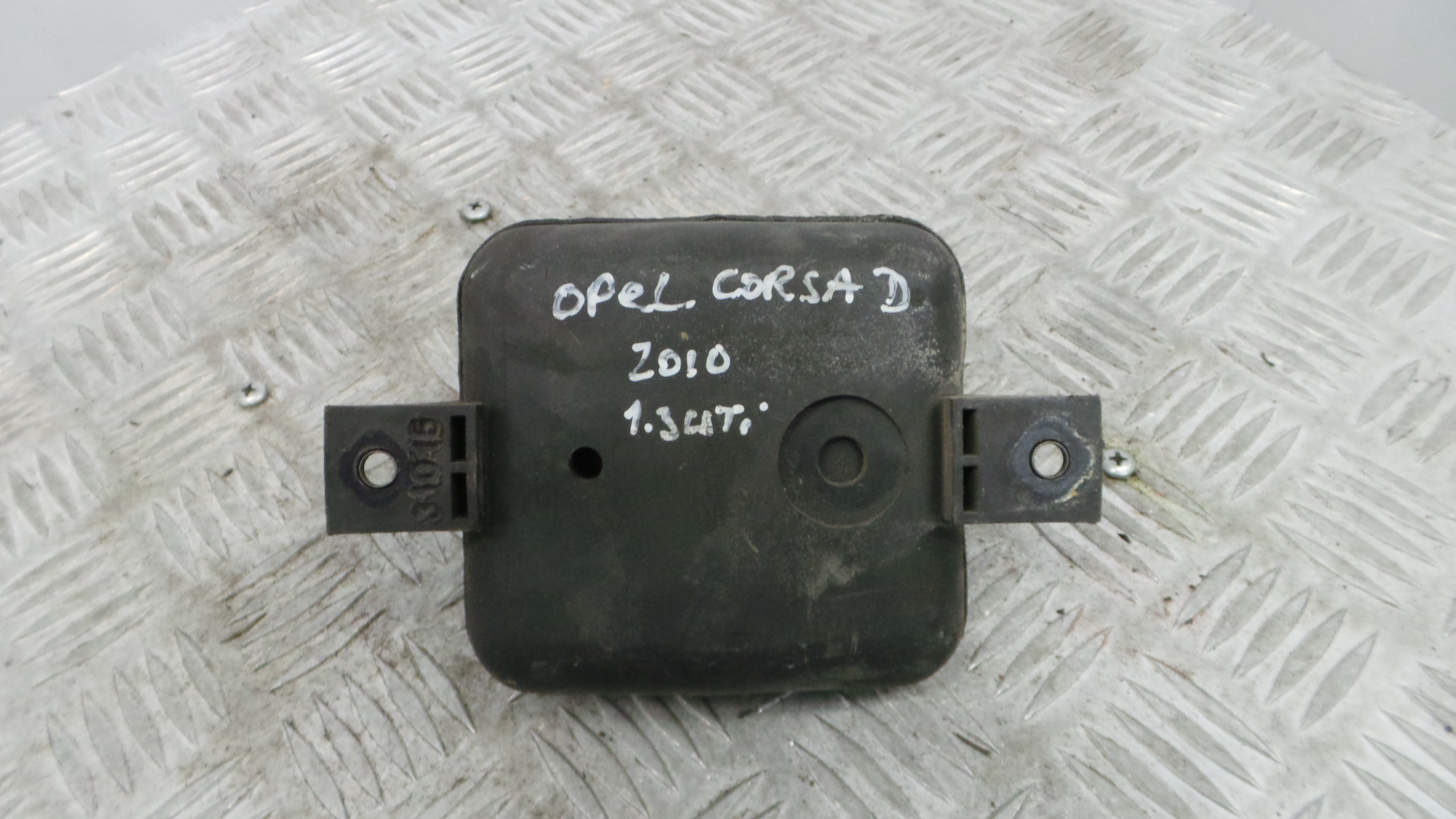 Atuador de vácuo  - OPEL CORSA D (S07)-36915379