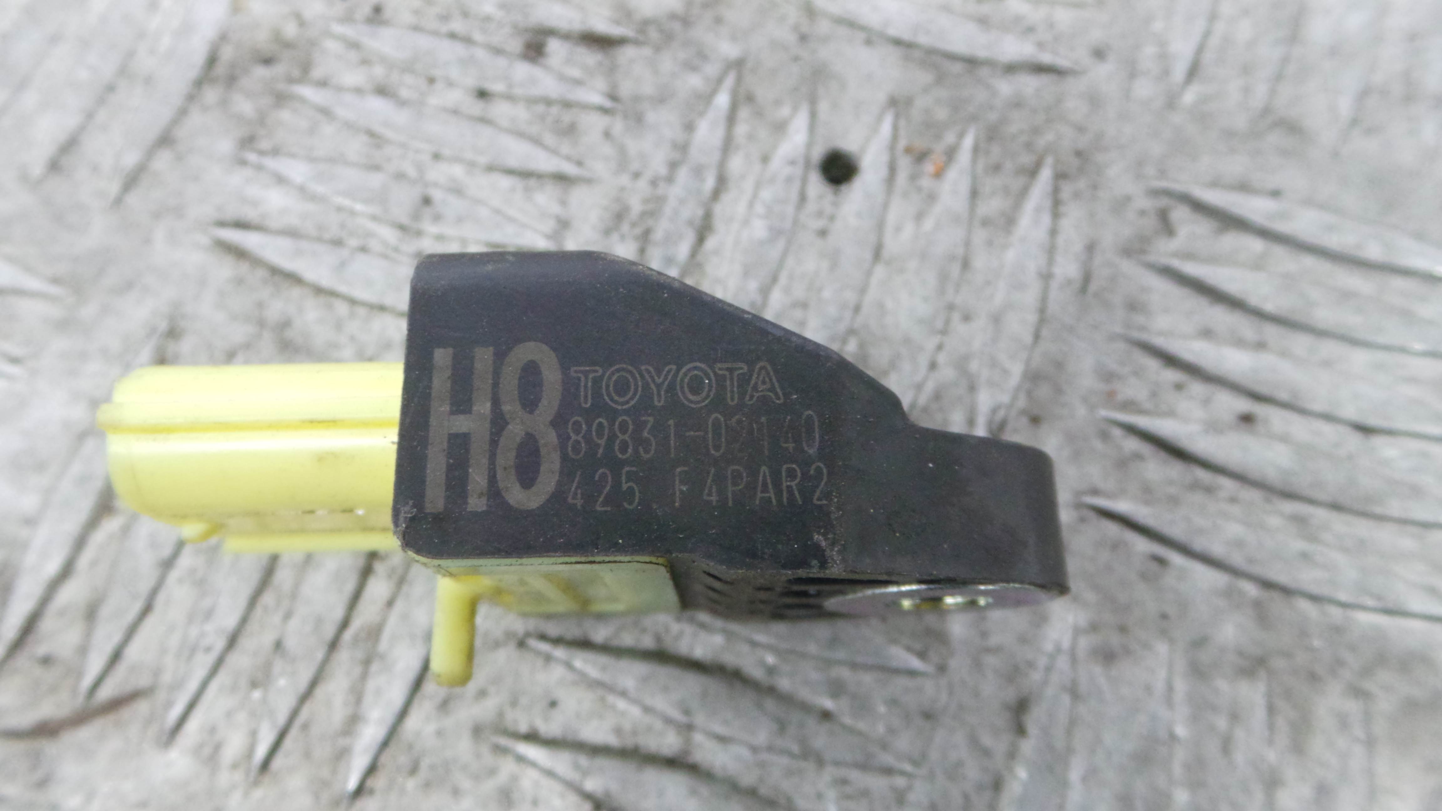 Sensor de Airbag 89831-02140 - TOYOTA YARIS (_P15_)-36915396