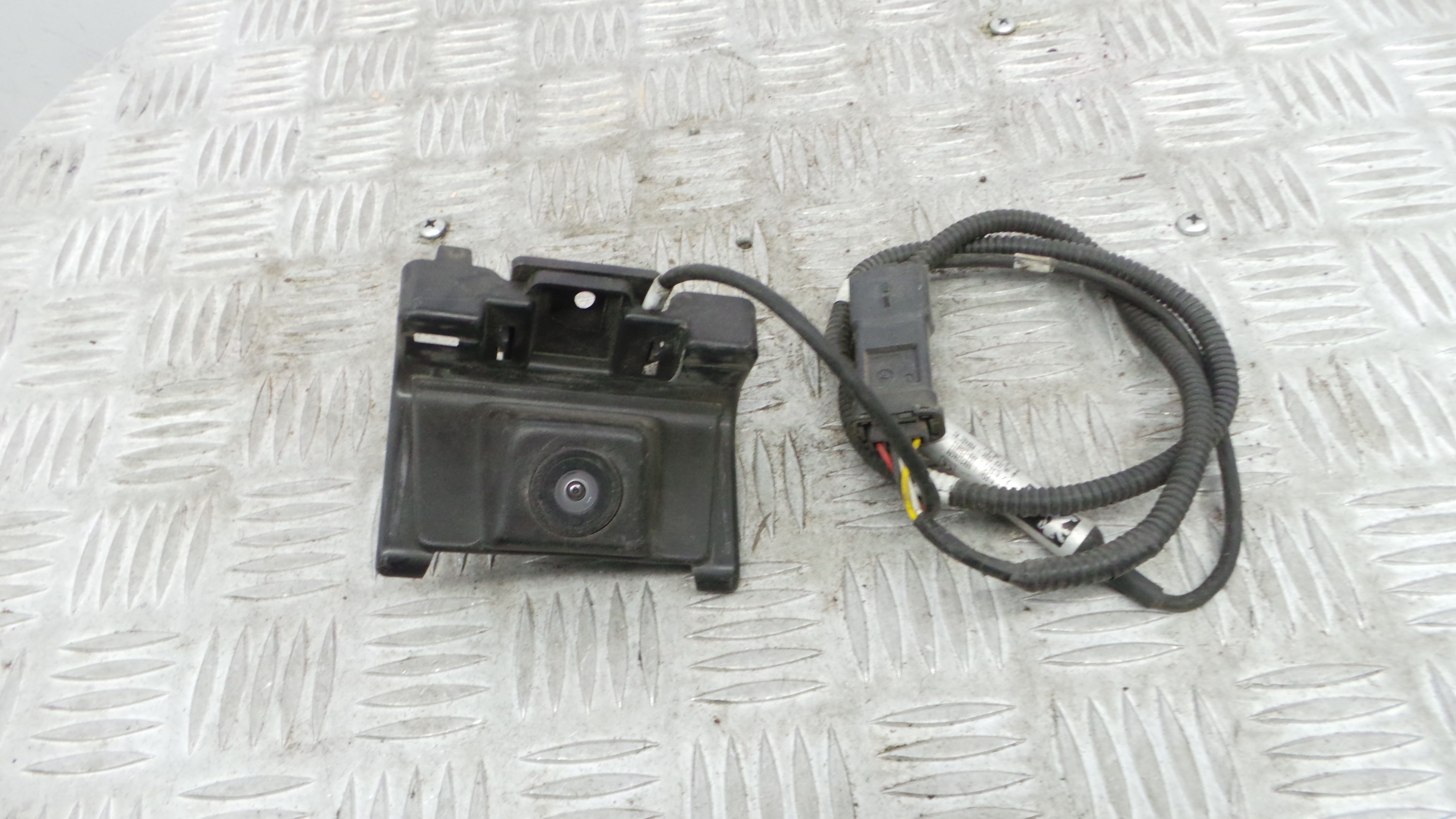 Câmara de Visão Traseira 9808095877 - CITROËN DS3 (SA_)-36915499
