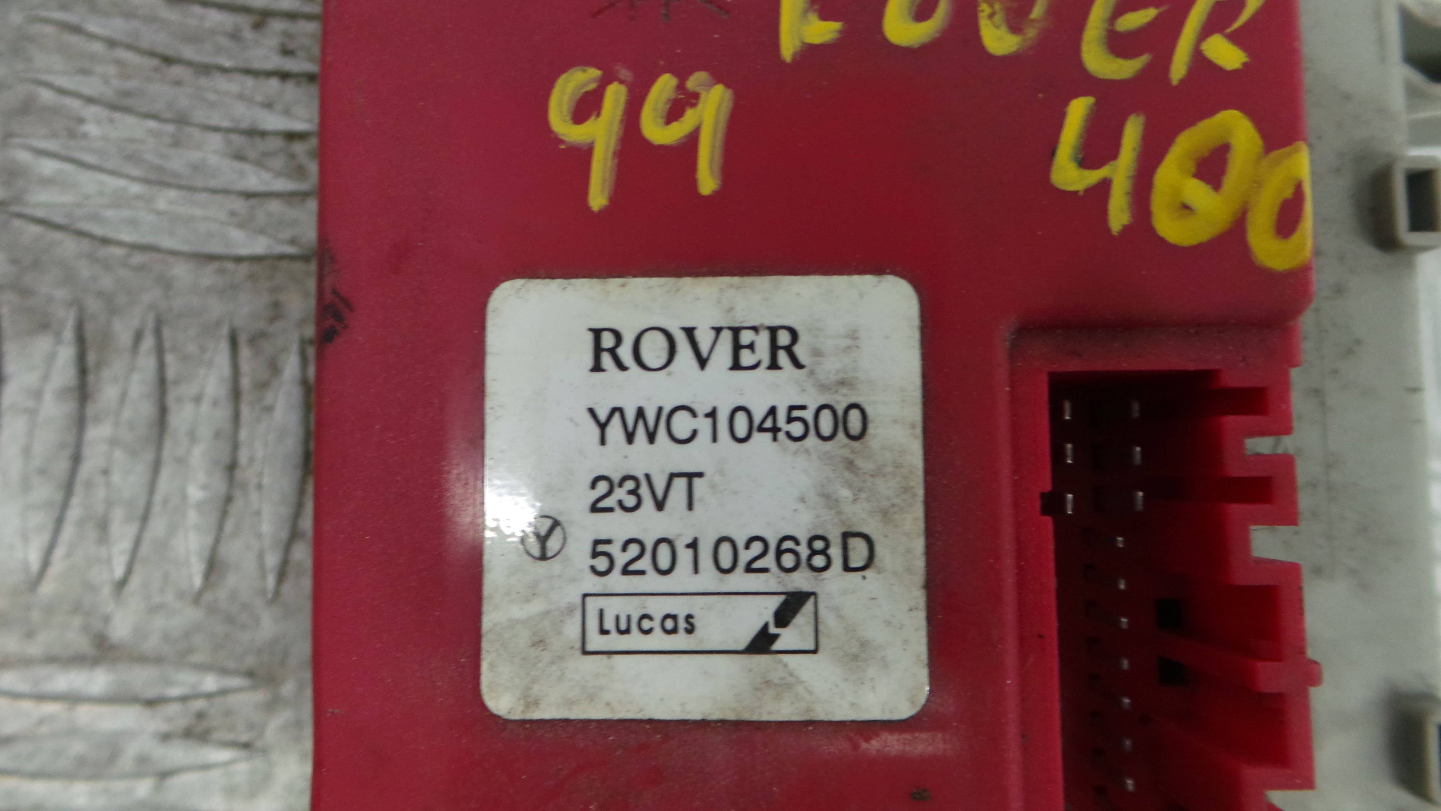 Caixa dos Fusíveis / BSI / UCH / SAM YWC104500 - ROVER 400 II (RT)-36915996