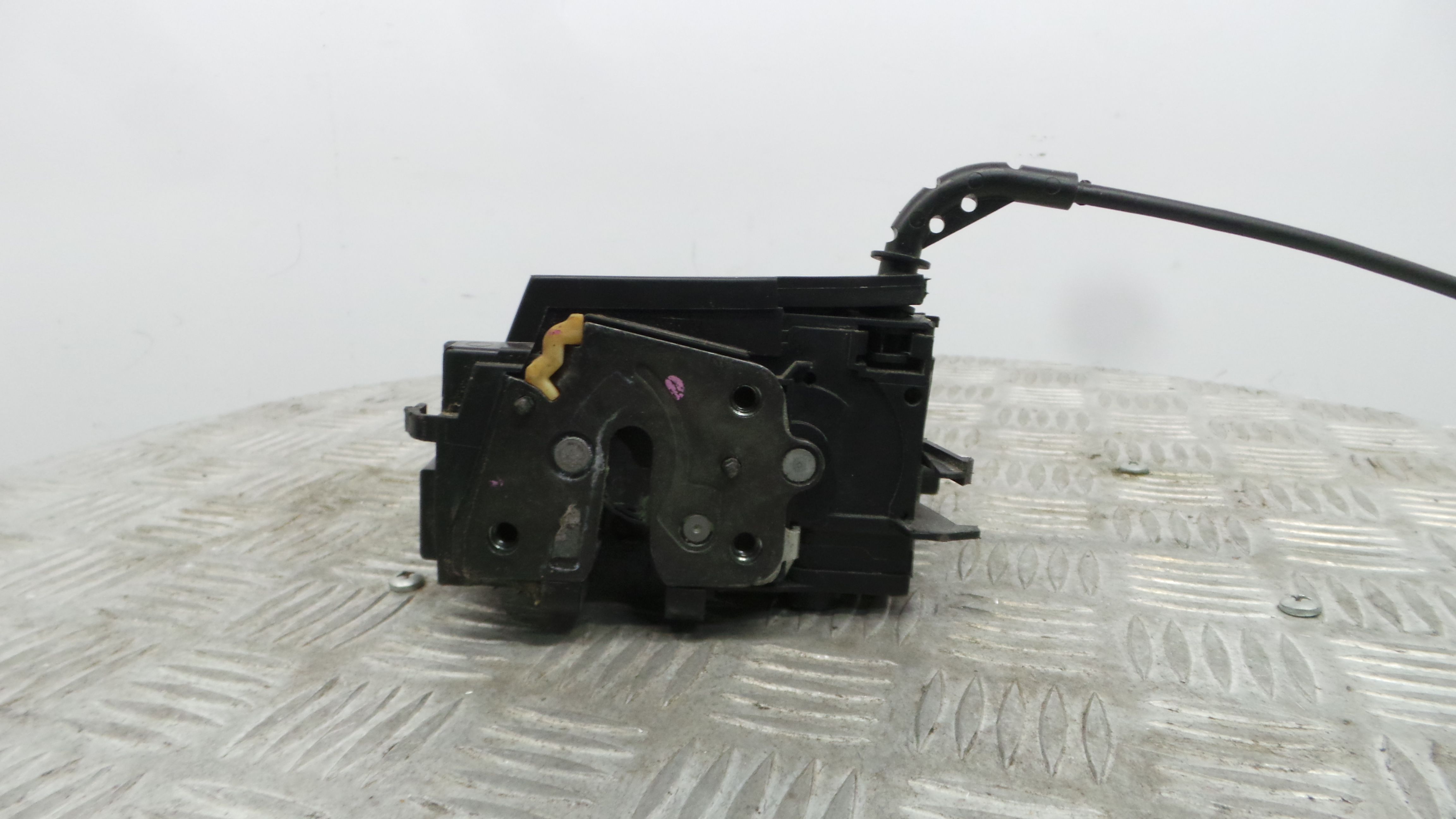 Fecho da Porta Trás Dto 9807954780 - PEUGEOT 308 II (LB_, LP_, LW_, LH_, L3_)-36920385