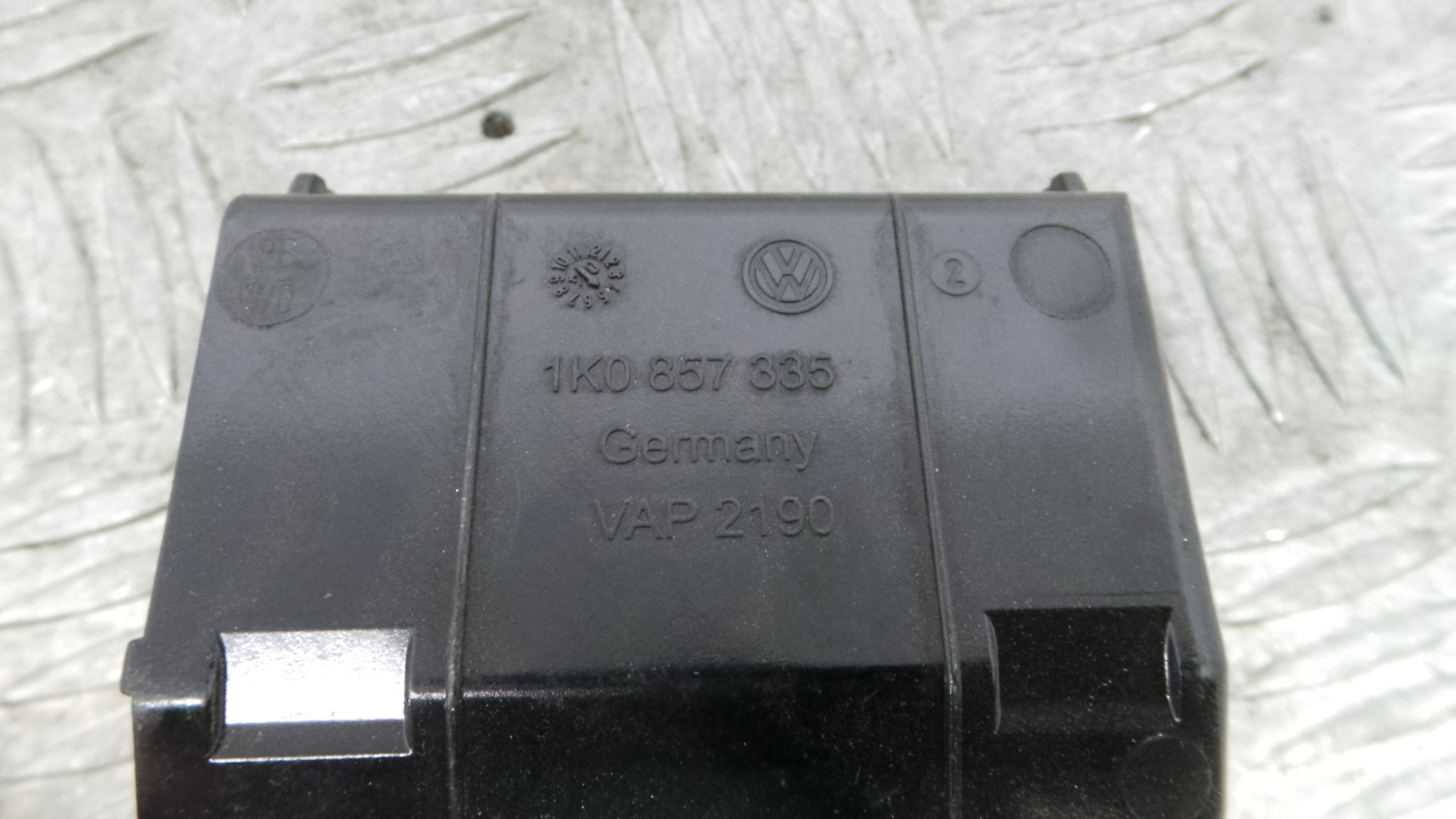 Cinzeiro 1K0857335 - VW GOLF VI (5K1)-36920548