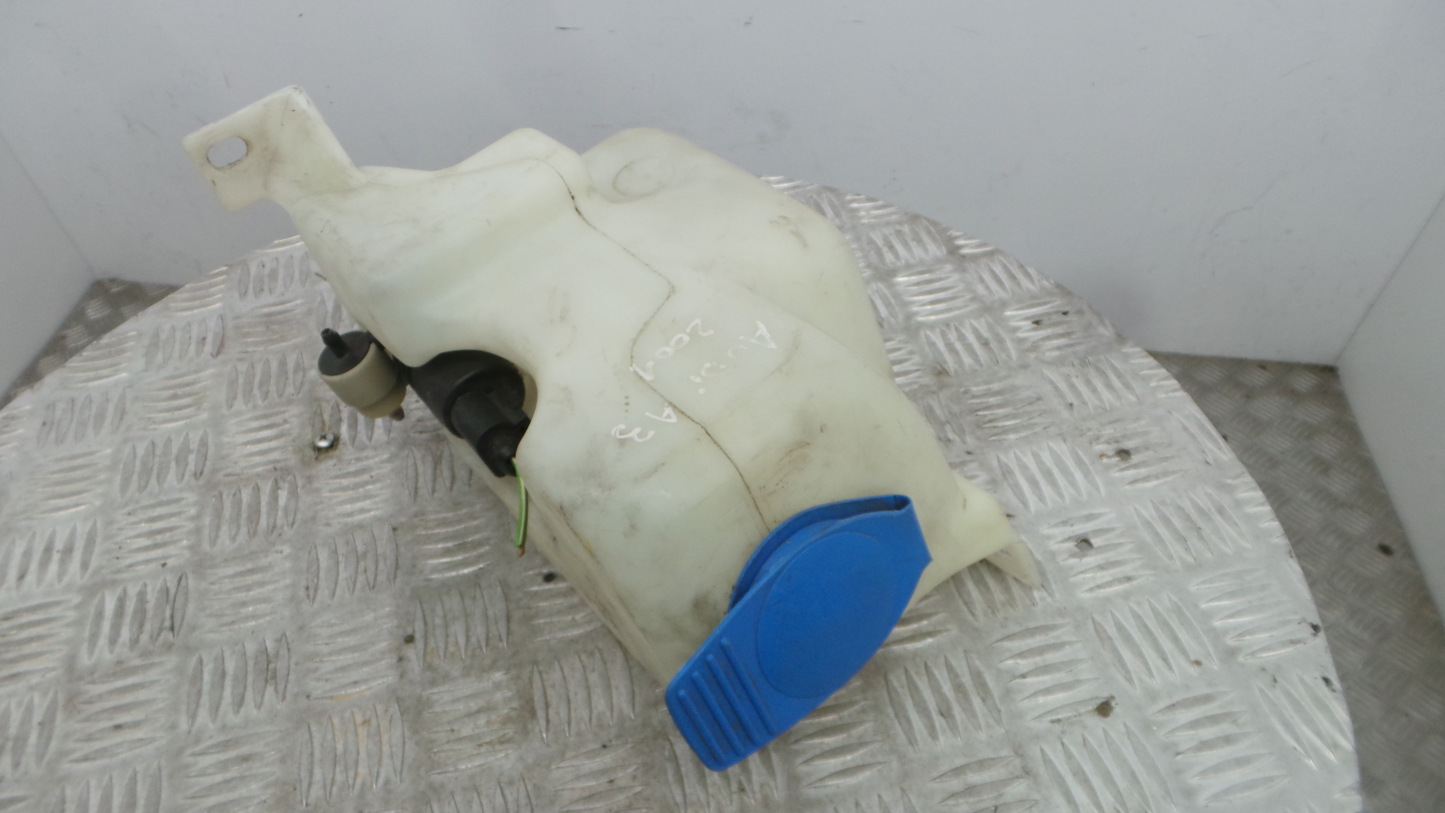 Deposito Reservatório Limpa Vidros Para Brisas 1J0955453N - AUDI A3 (8L1)-36920720