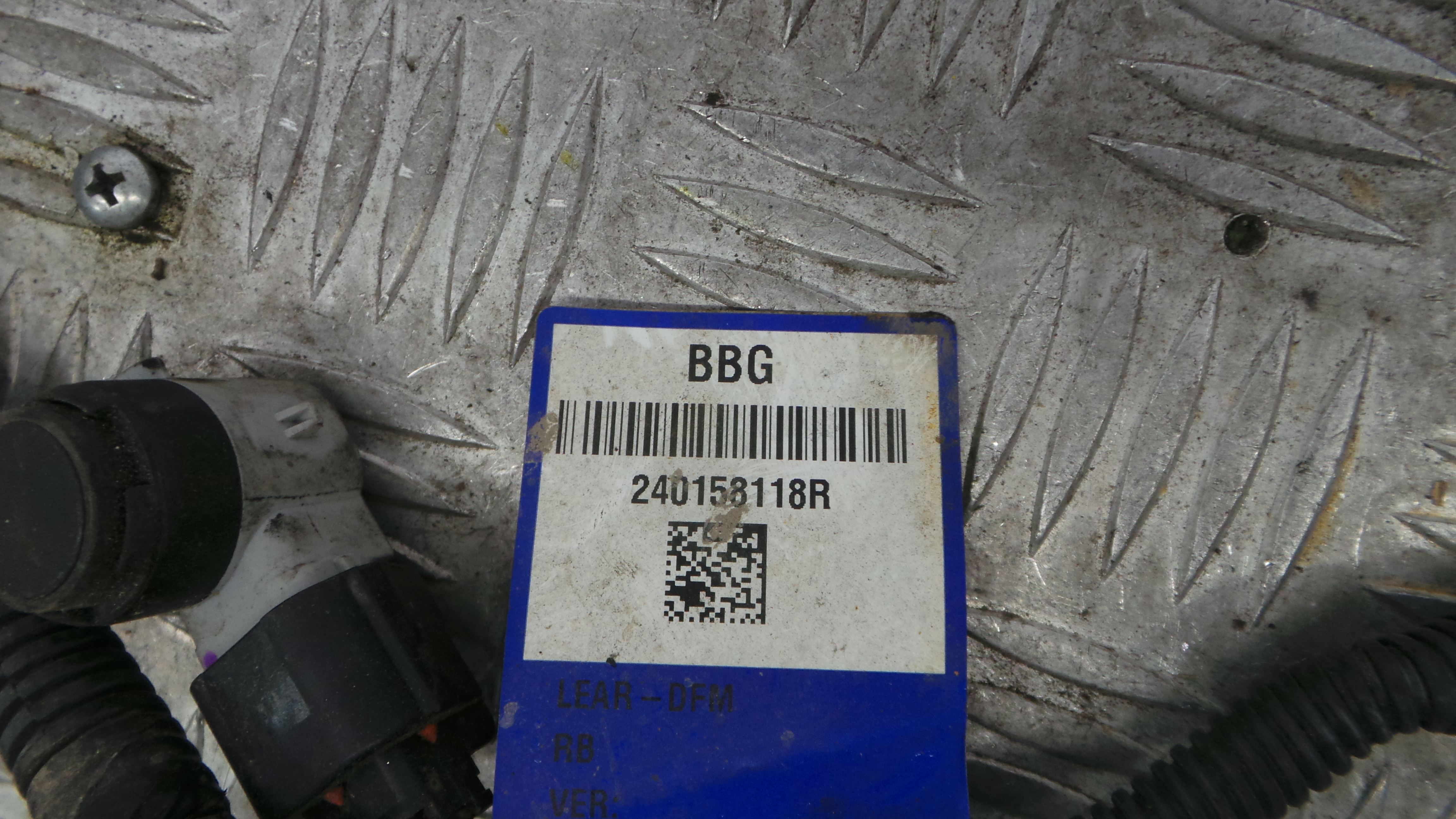Sensores De Estacionamento 240158118R - DACIA SPRING-36920732
