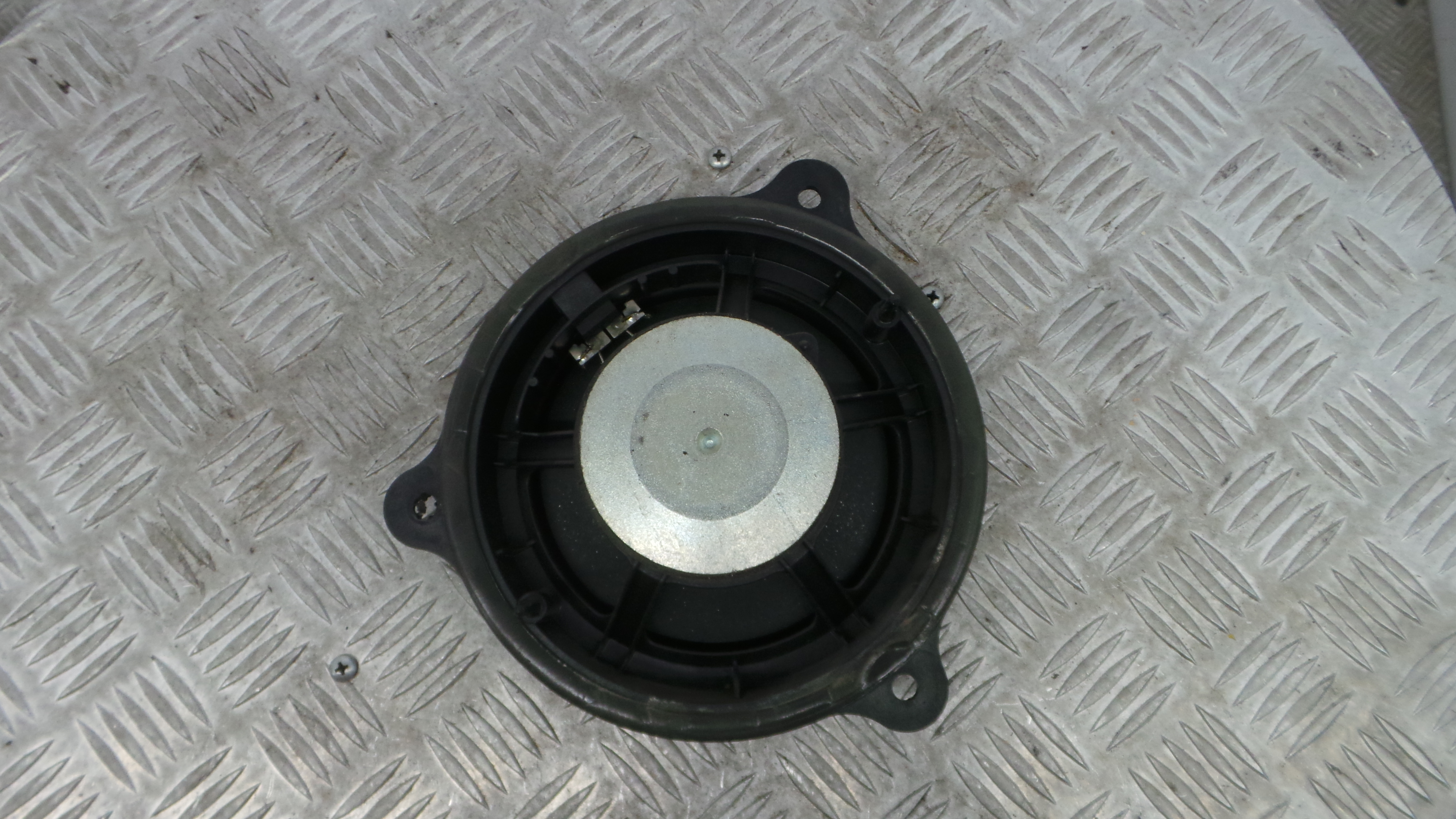 Colunas de Som   - RENAULT TWINGO III (BCM_, BCA_)-36920827