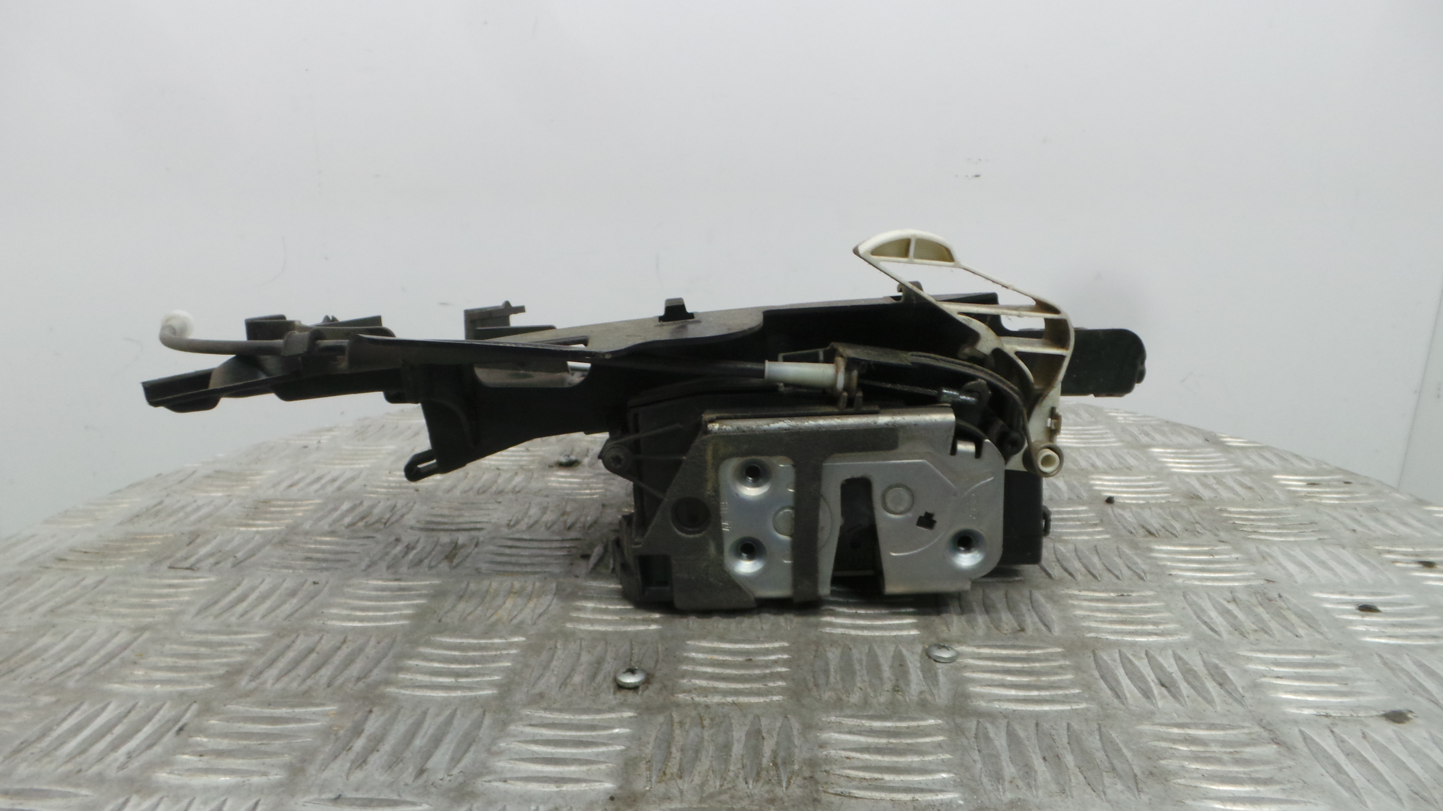 Fecho da Porta Frente Dto 8A61-A21978-AD - FORD FIESTA VI (CB1, CCN)-36920980