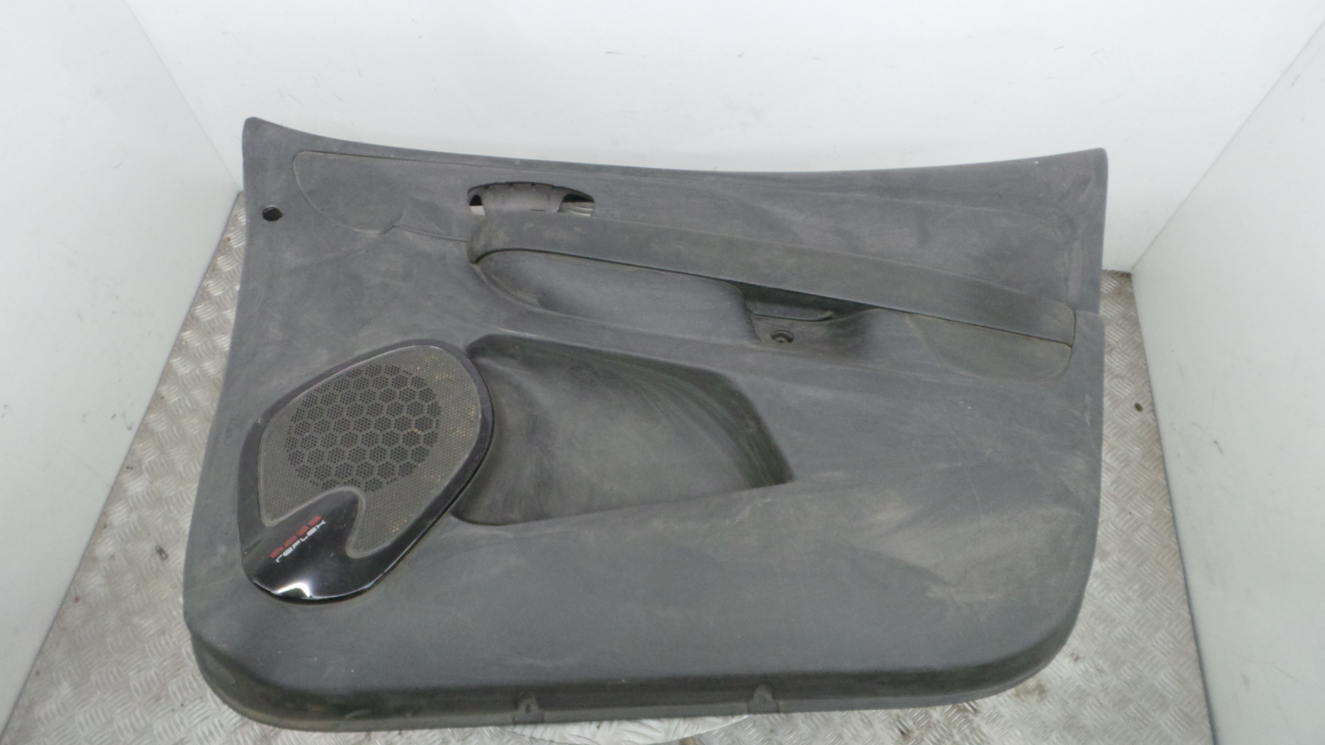 Forra Porta Frente Direita 809000633R - RENAULT CLIO IV (BH_)-36921407