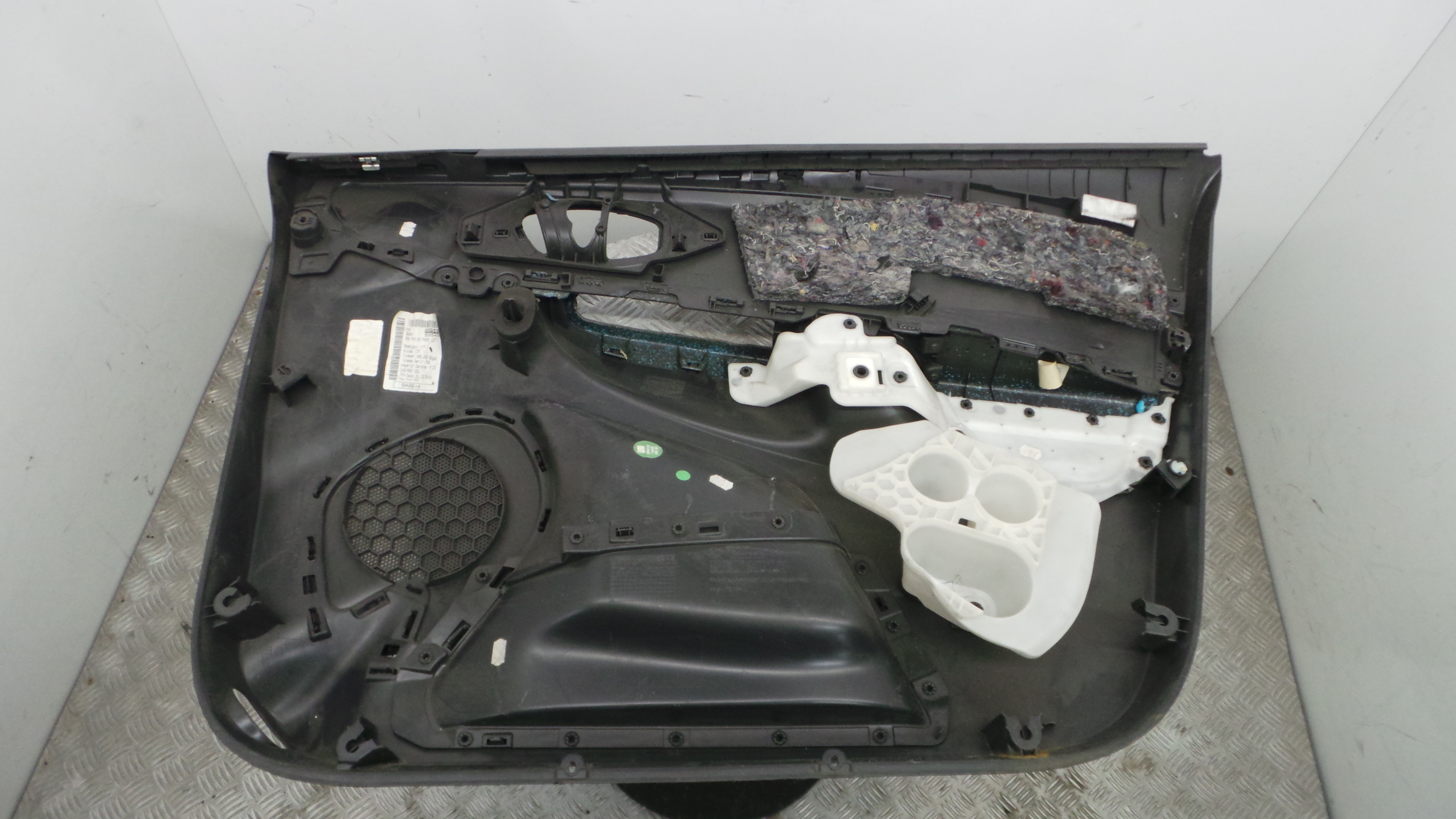 Forra Porta Frente Esquerda 809018318R - RENAULT CLIO IV (BH_)-36921413