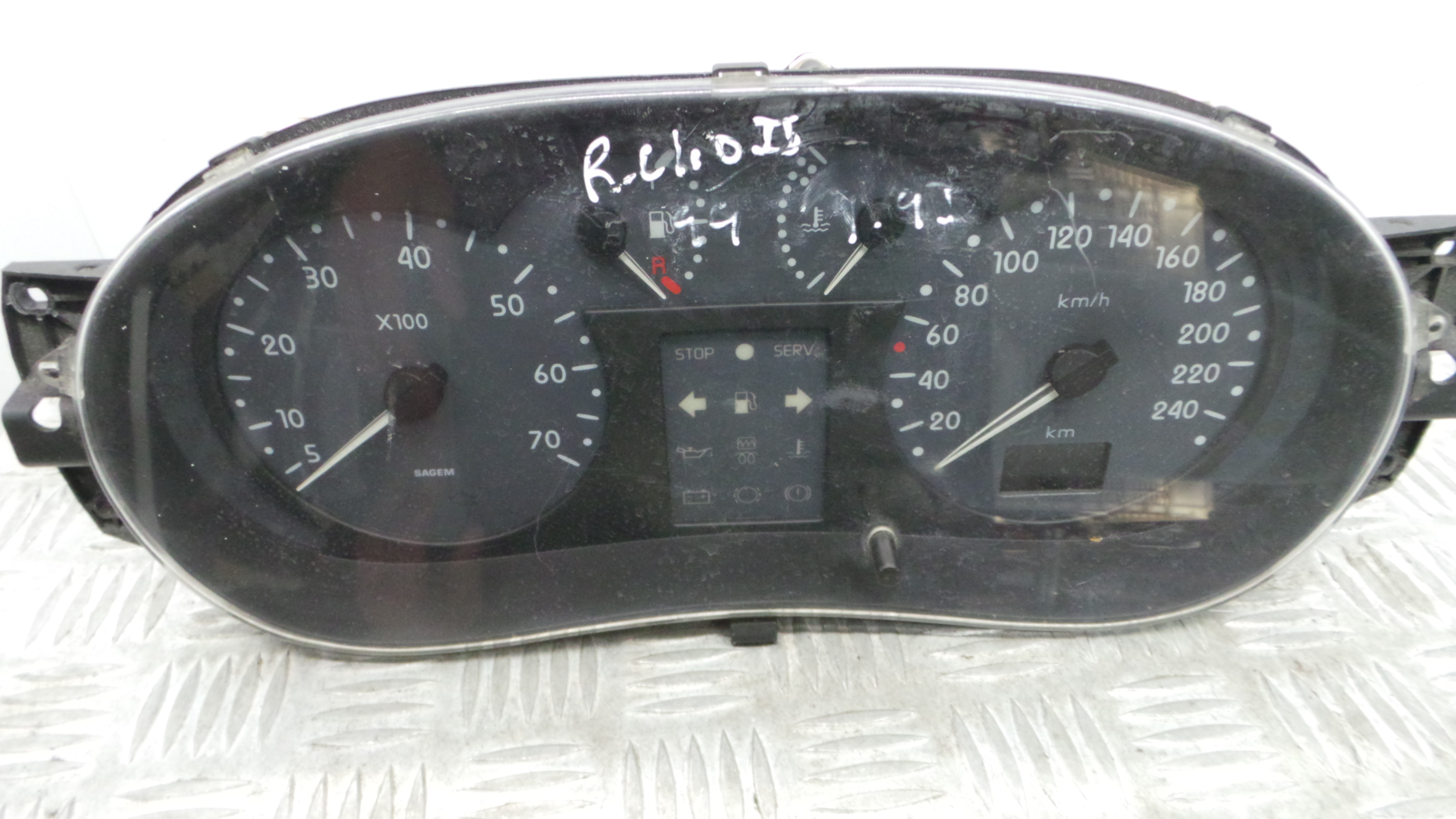 Quadrante 7700428508 - RENAULT CLIO II (BB_, CB_), CLIO Mk II (BB_, CB_)-36923945