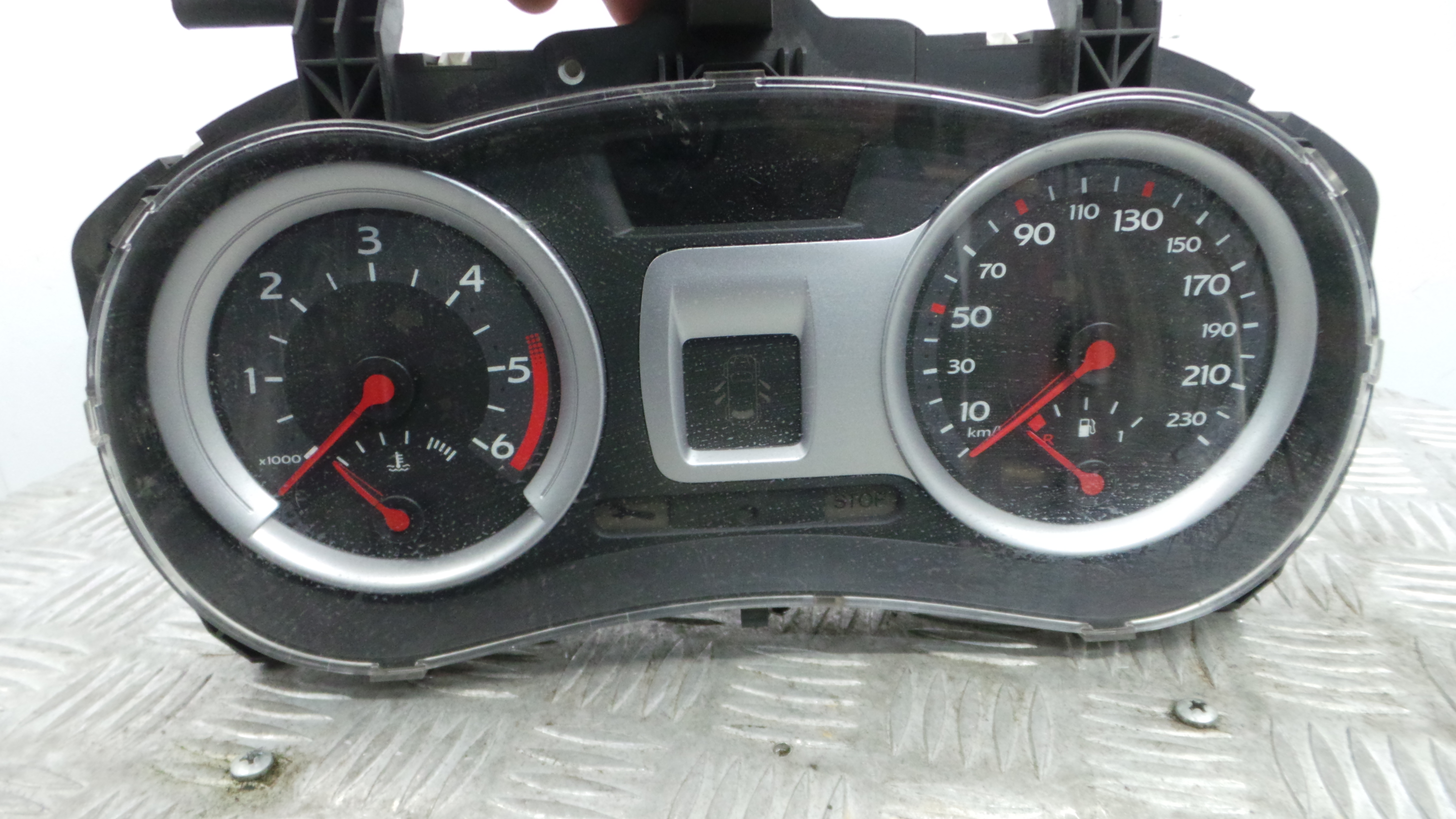 Quadrante 8200305020F - RENAULT CLIO III (BR0/1, CR0/1)-36924512