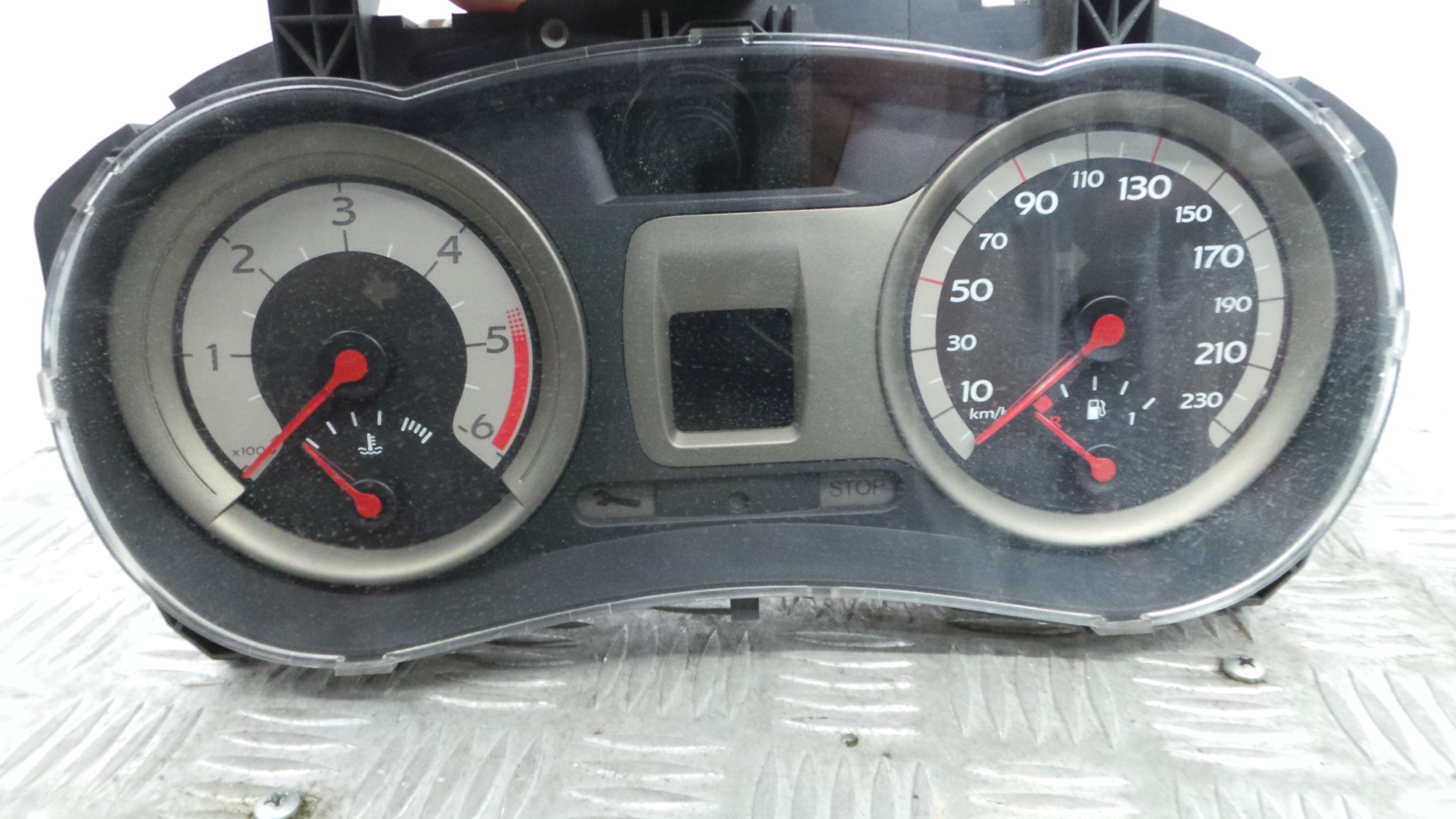 Quadrante 8200582709G - RENAULT CLIO III (BR0/1, CR0/1)-36924517