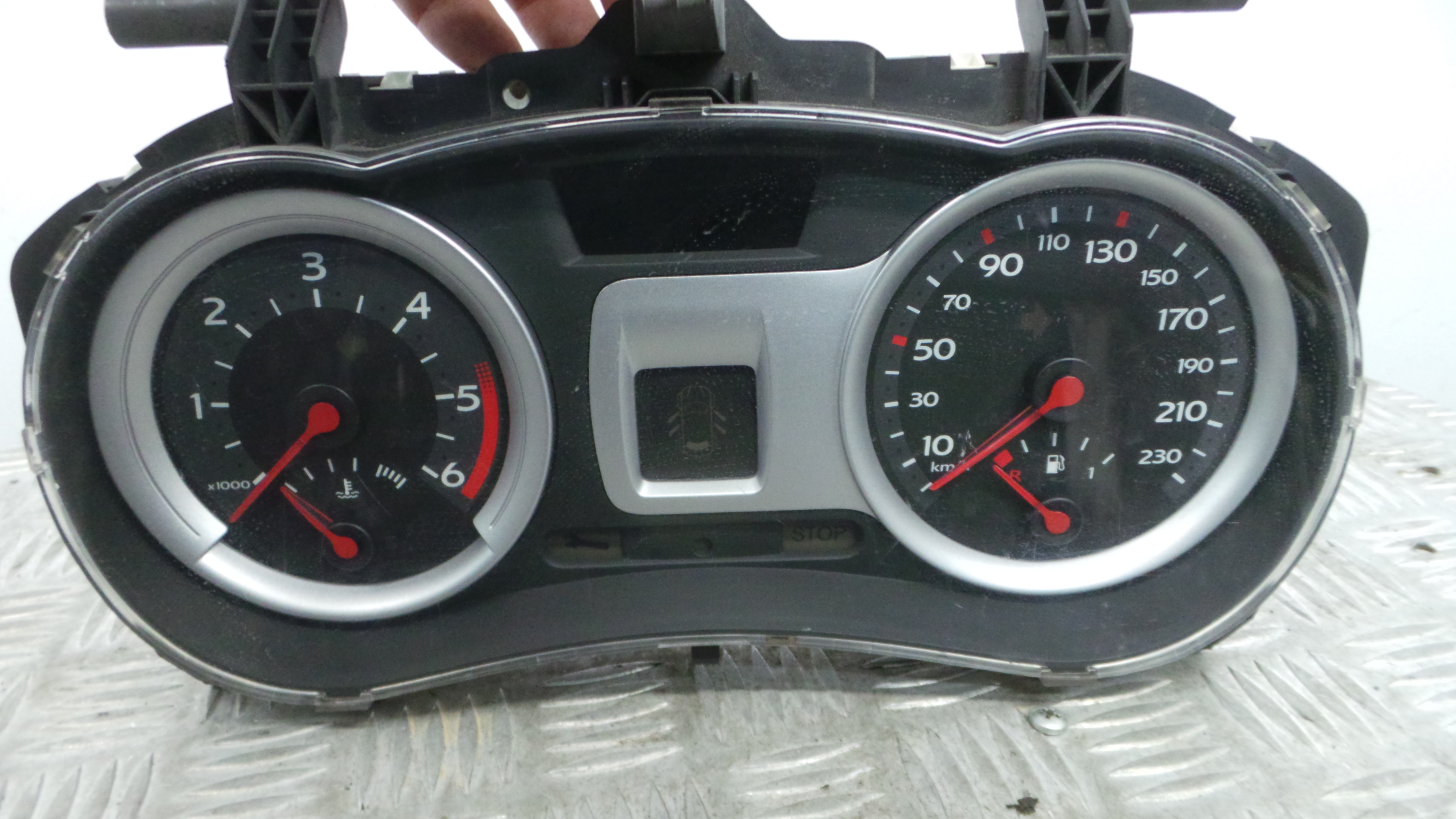 Quadrante 8200305020F - RENAULT CLIO III (BR0/1, CR0/1)-36927422