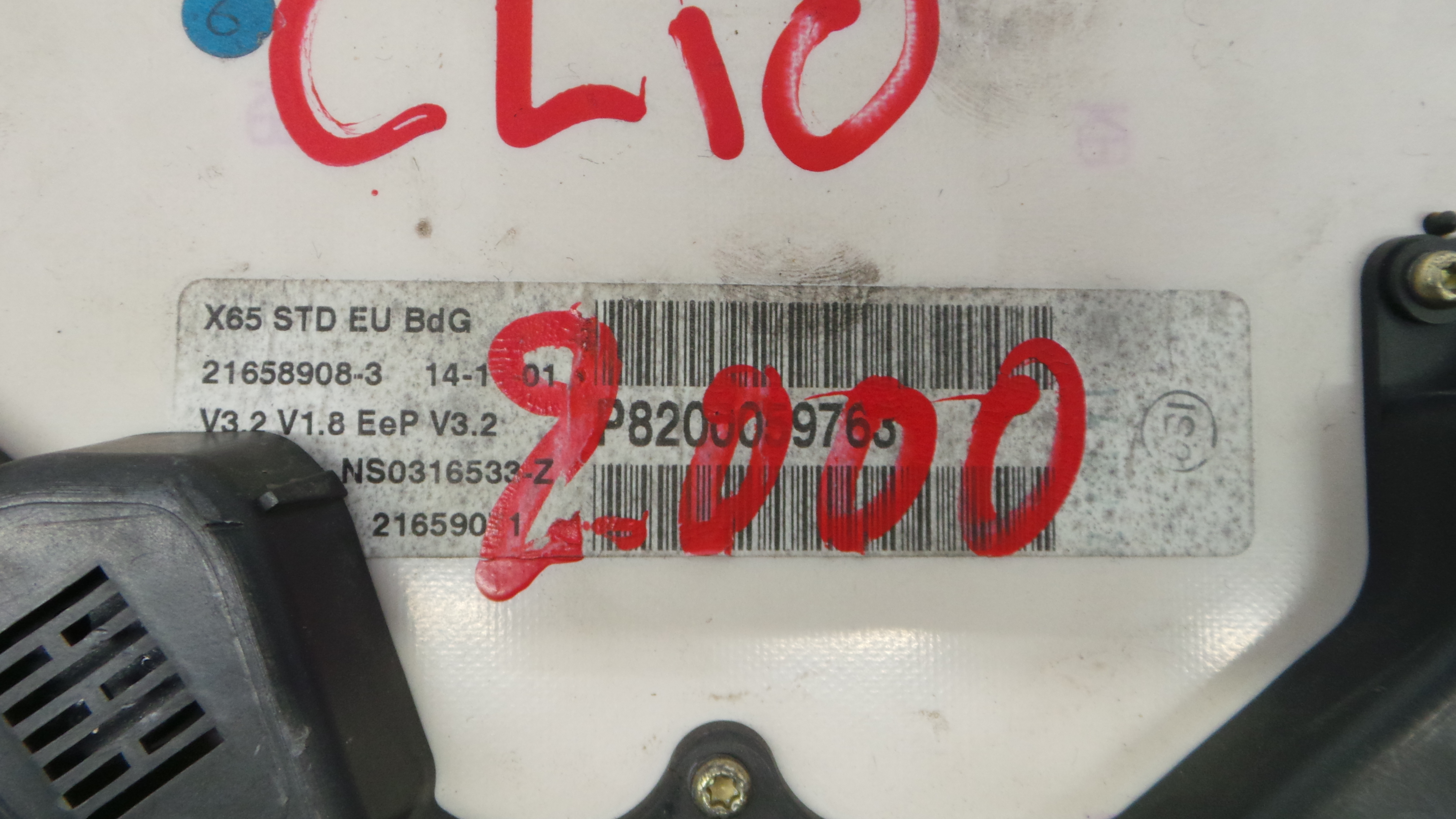 Quadrante 8200059763 - RENAULT CLIO II Caixa/parte traseira inclinada (SB0/1/2_)-36927524