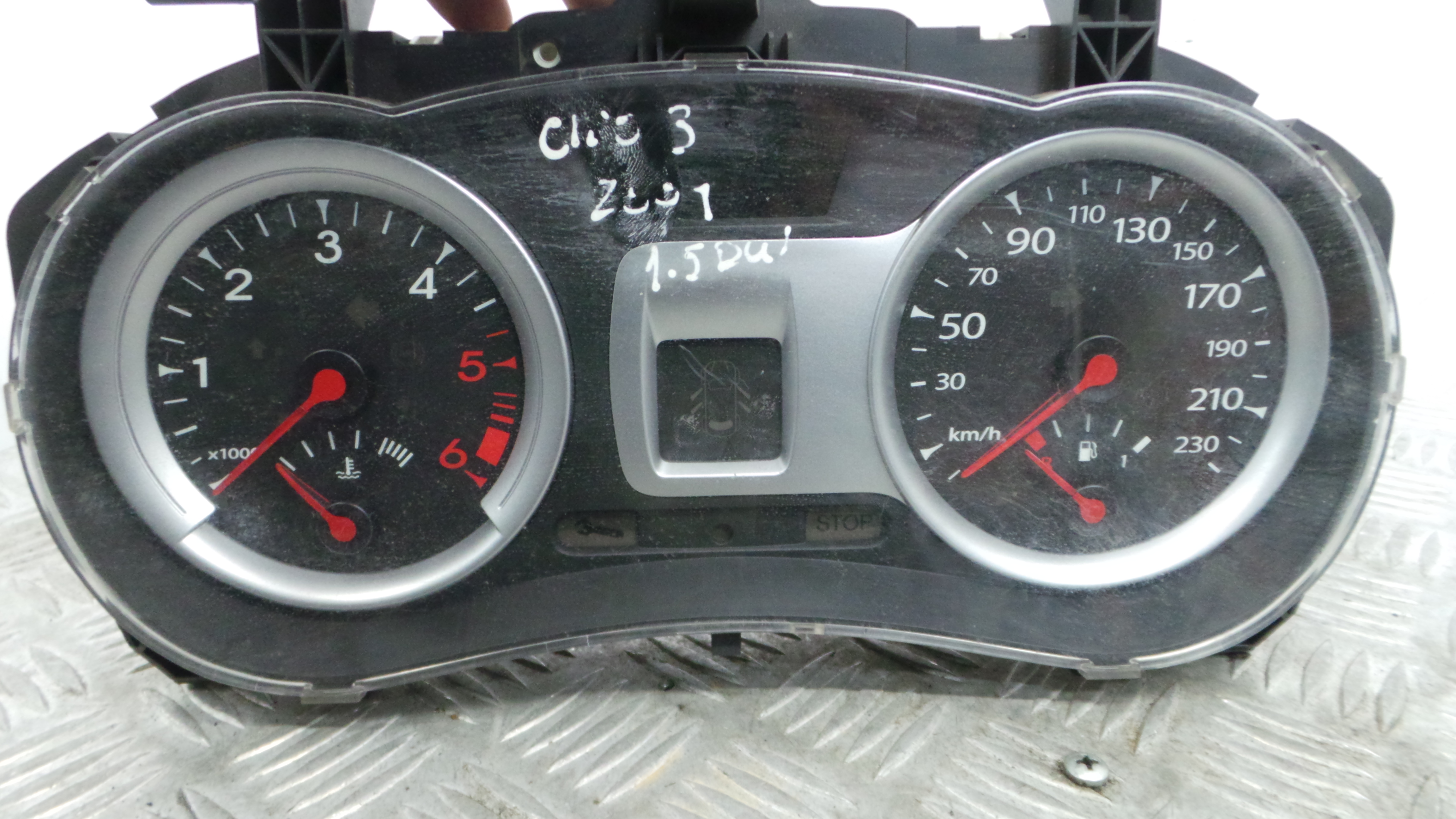 Quadrante 8200821001C - RENAULT CLIO III (BR0/1, CR0/1)-36927625