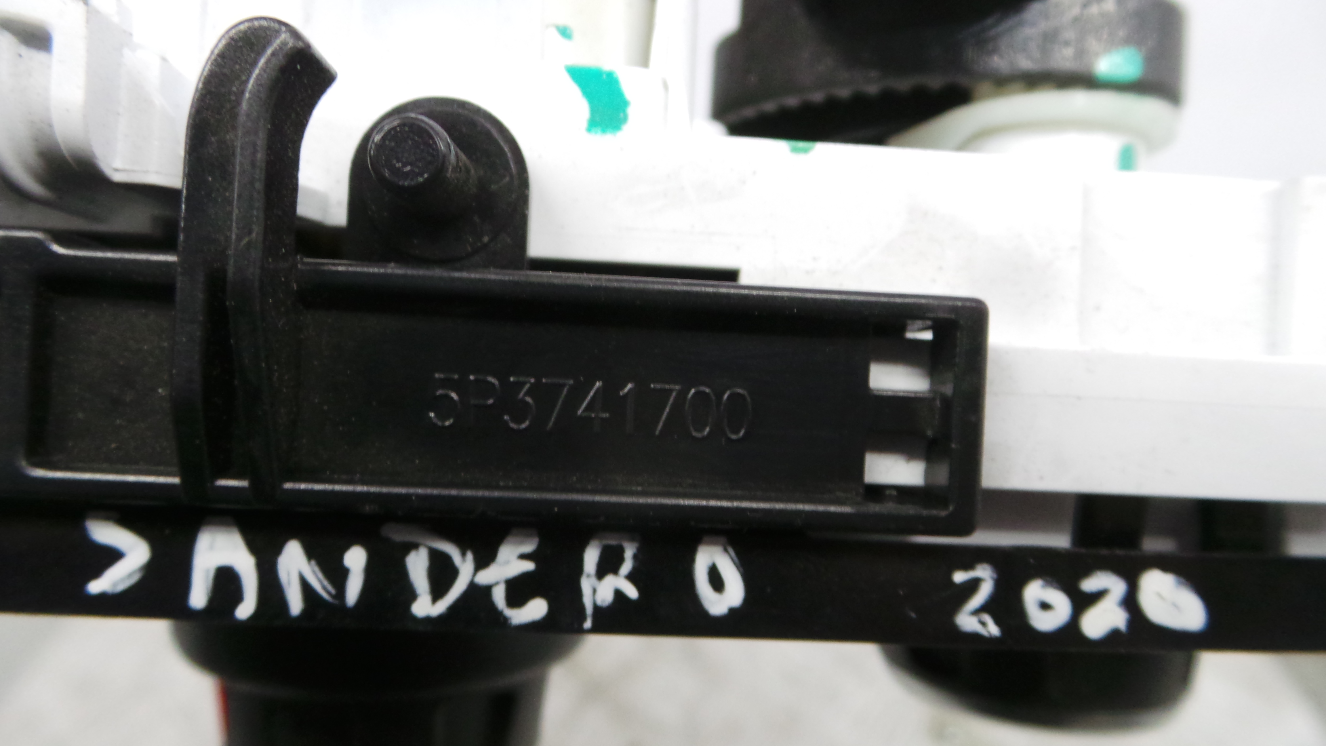 Comando da Sofagem / Climatronic 5S4741000 - DACIA SANDERO II-36928571