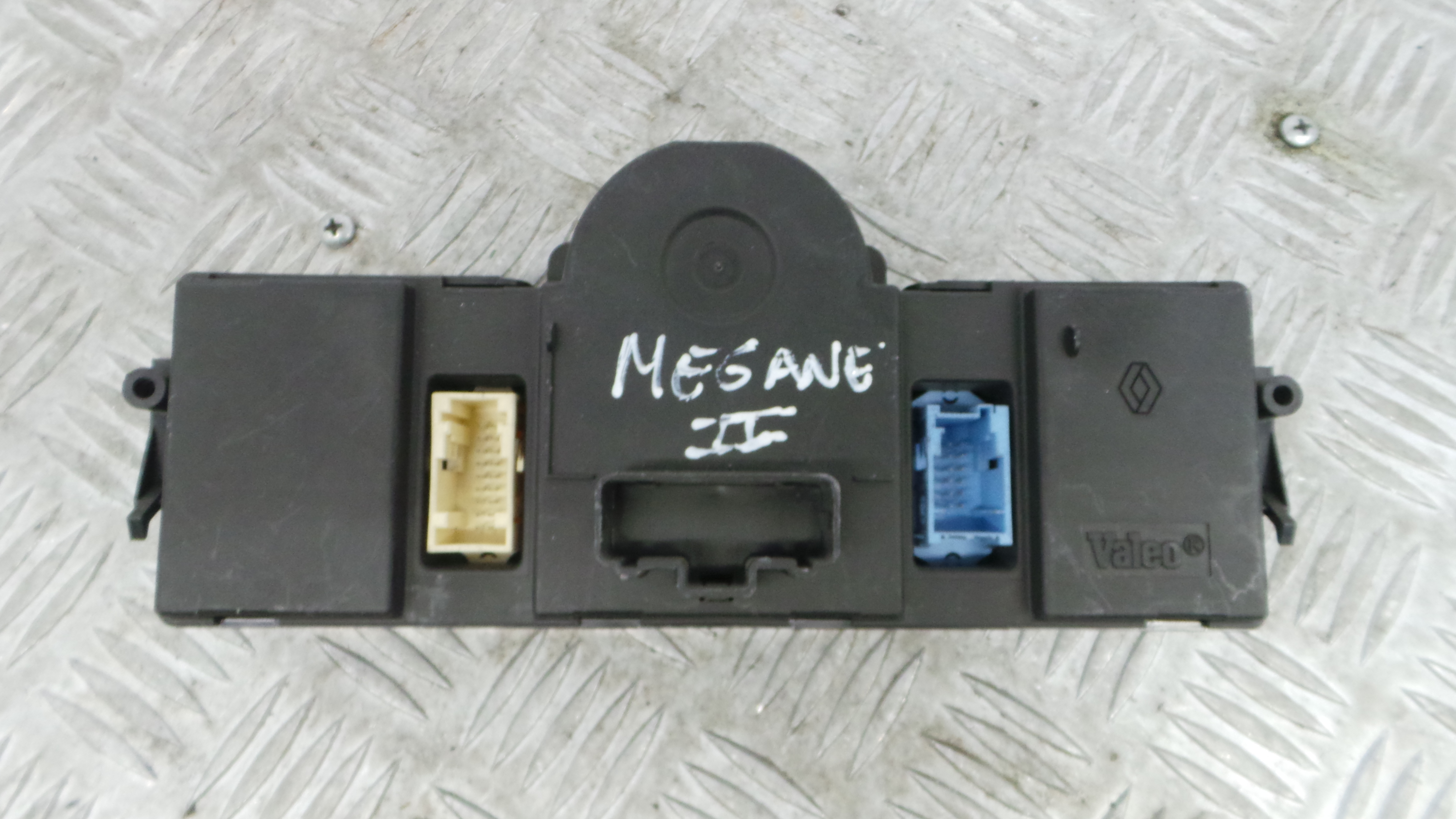 Comando da Sofagem / Climatronic 8200413906 - RENAULT MEGANE II (BM0/1_, CM0/1_)-36928602