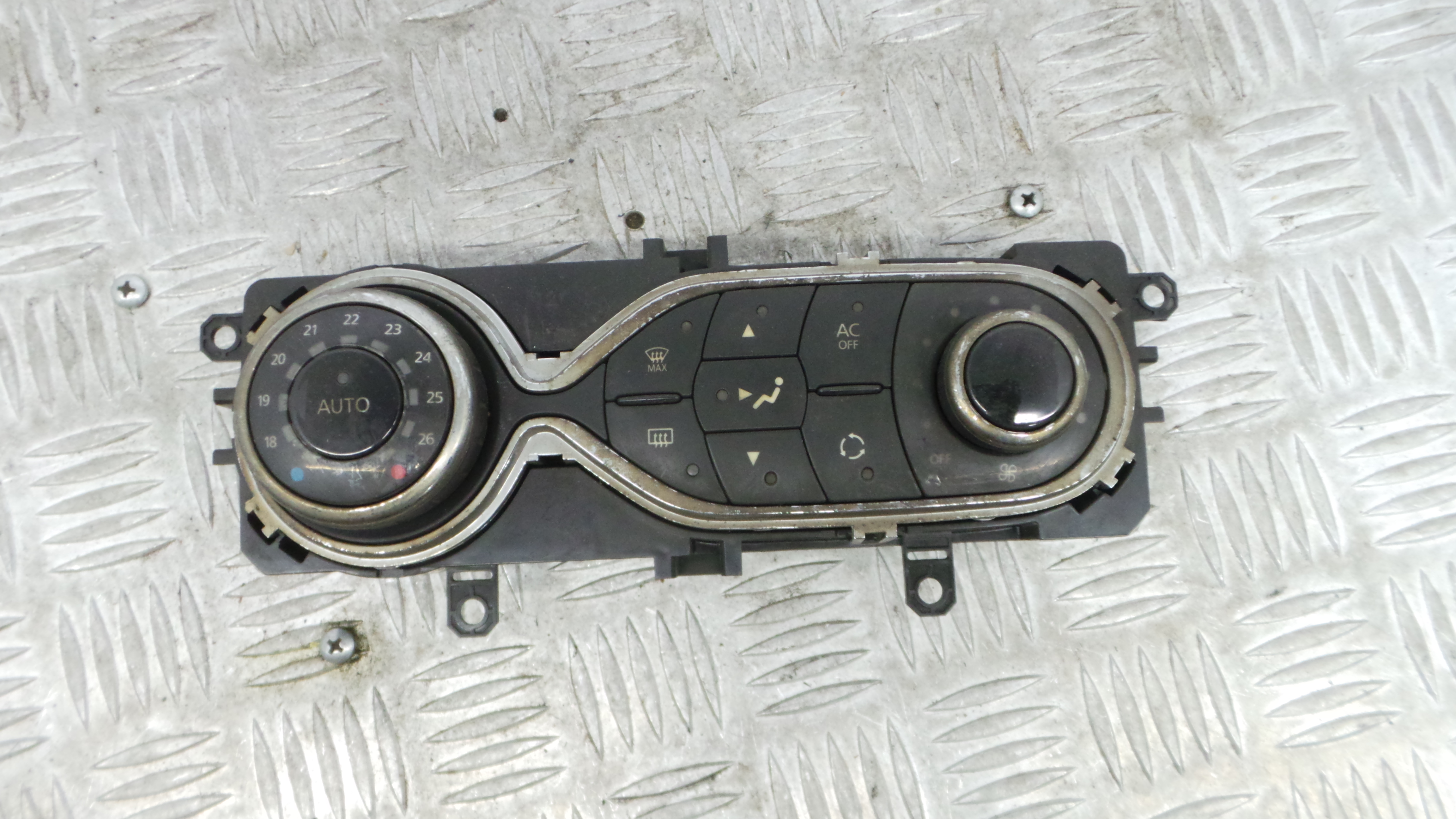 Comando da Sofagem / Climatronic 275108796R - RENAULT CLIO IV (BH_)-36928629