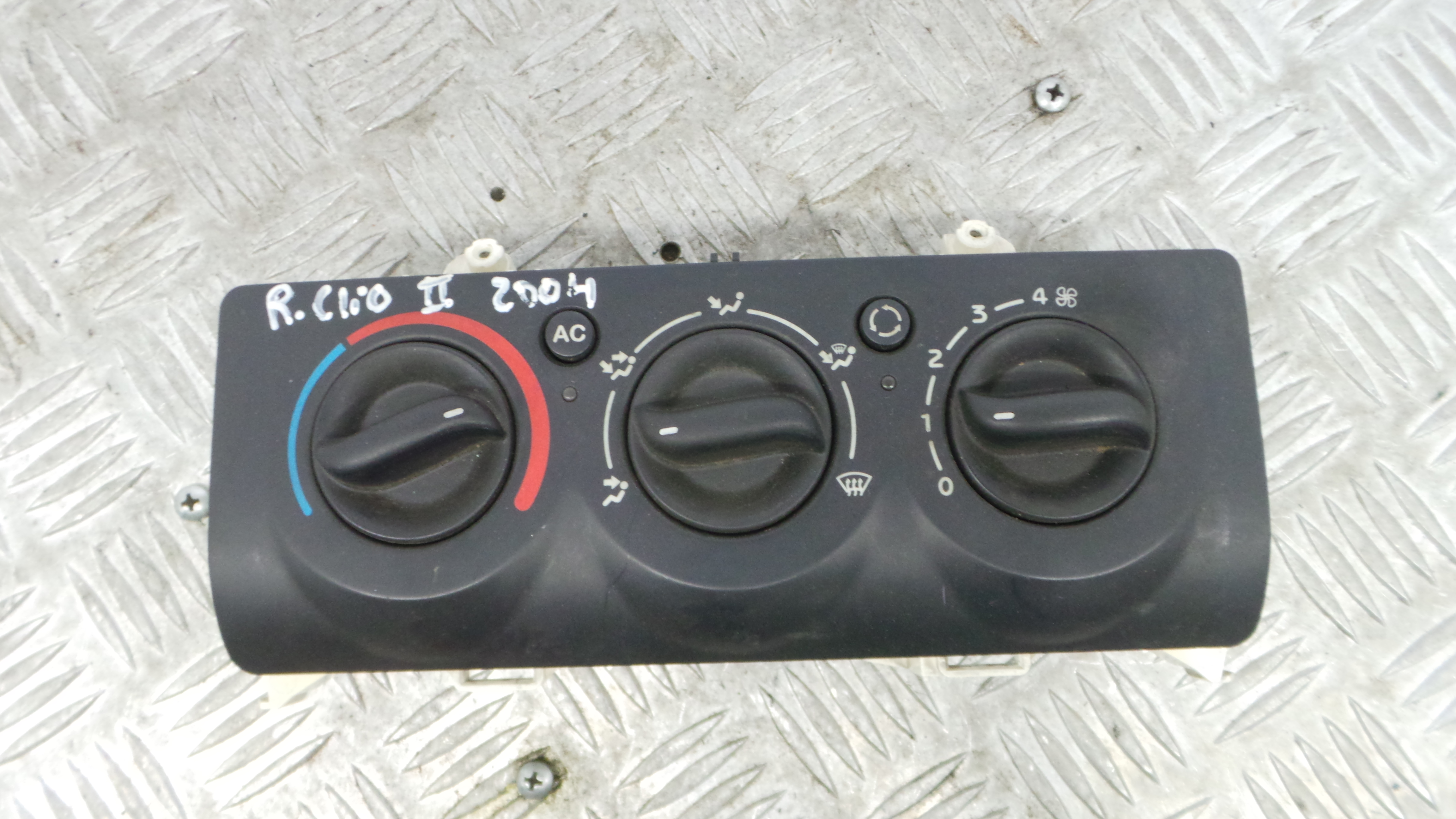 Comando da Sofagem / Climatronic 8200147160 - RENAULT CLIO II (BB_, CB_), CLIO Mk II (BB_, CB_)-36928638