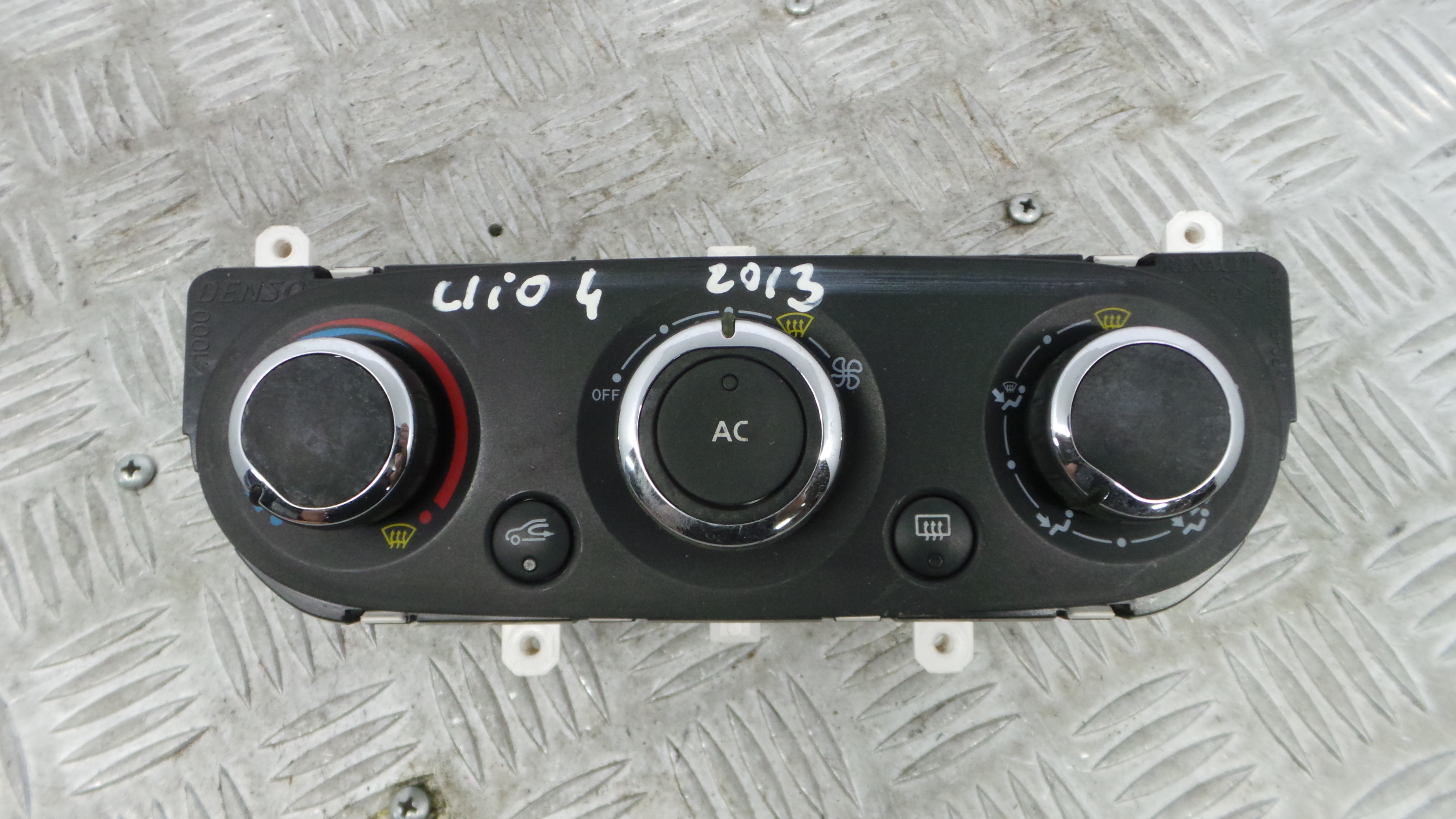 Comando da Sofagem / Climatronic 5R5841100 - RENAULT CLIO IV (BH_)-36928641