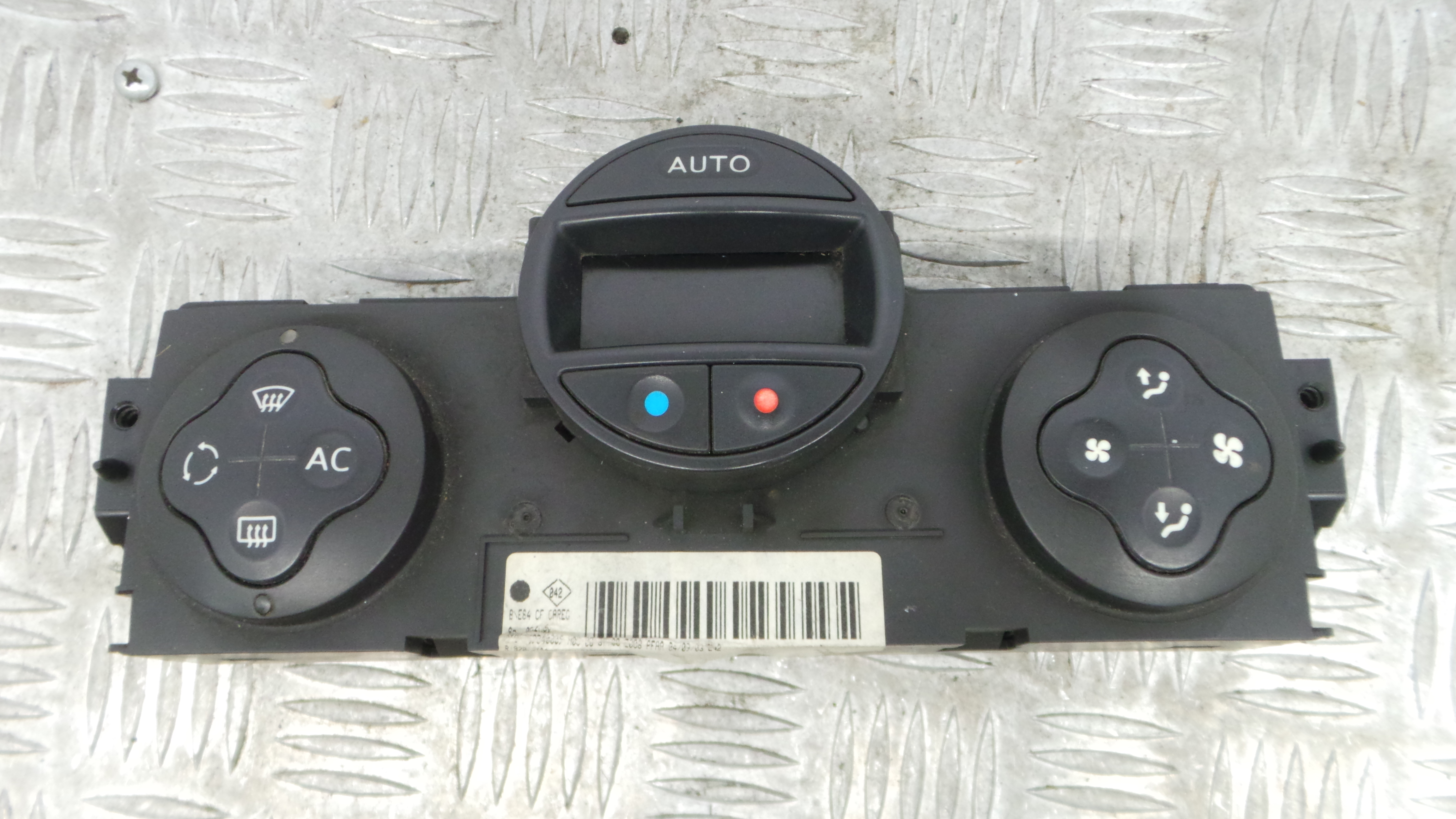 Comando da Sofagem / Climatronic 8200312940 - RENAULT MEGANE II (BM0/1_, CM0/1_)-36928804 Comando da Sofagem / Climatronic 8200312940 - RENAULT MEGANE II (BM0/1_, CM0/1_)-36928804