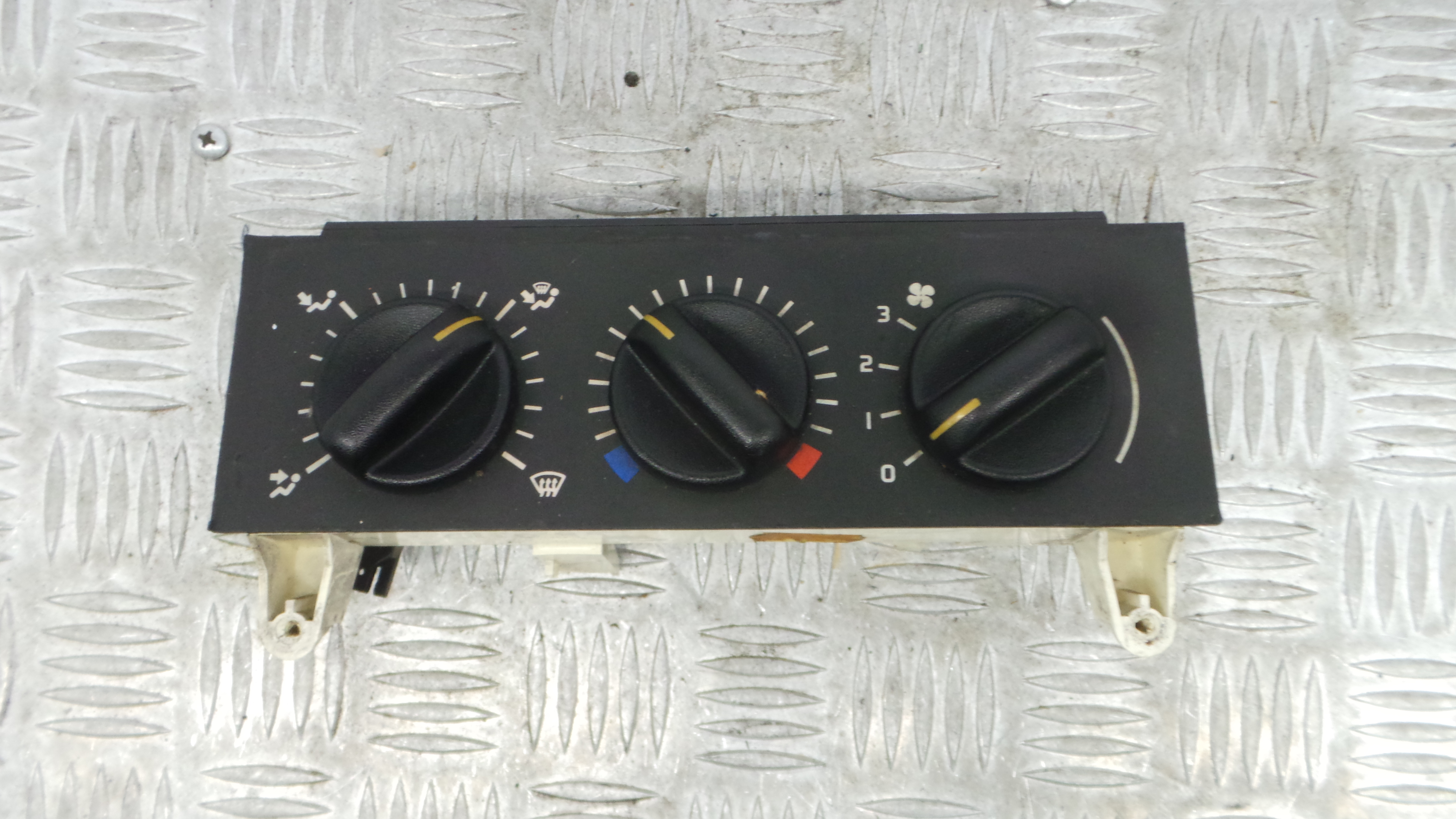 Comando da Sofagem / Climatronic A36251169W - RENAULT CLIO I (B/C57_, 5/357_)-36928822