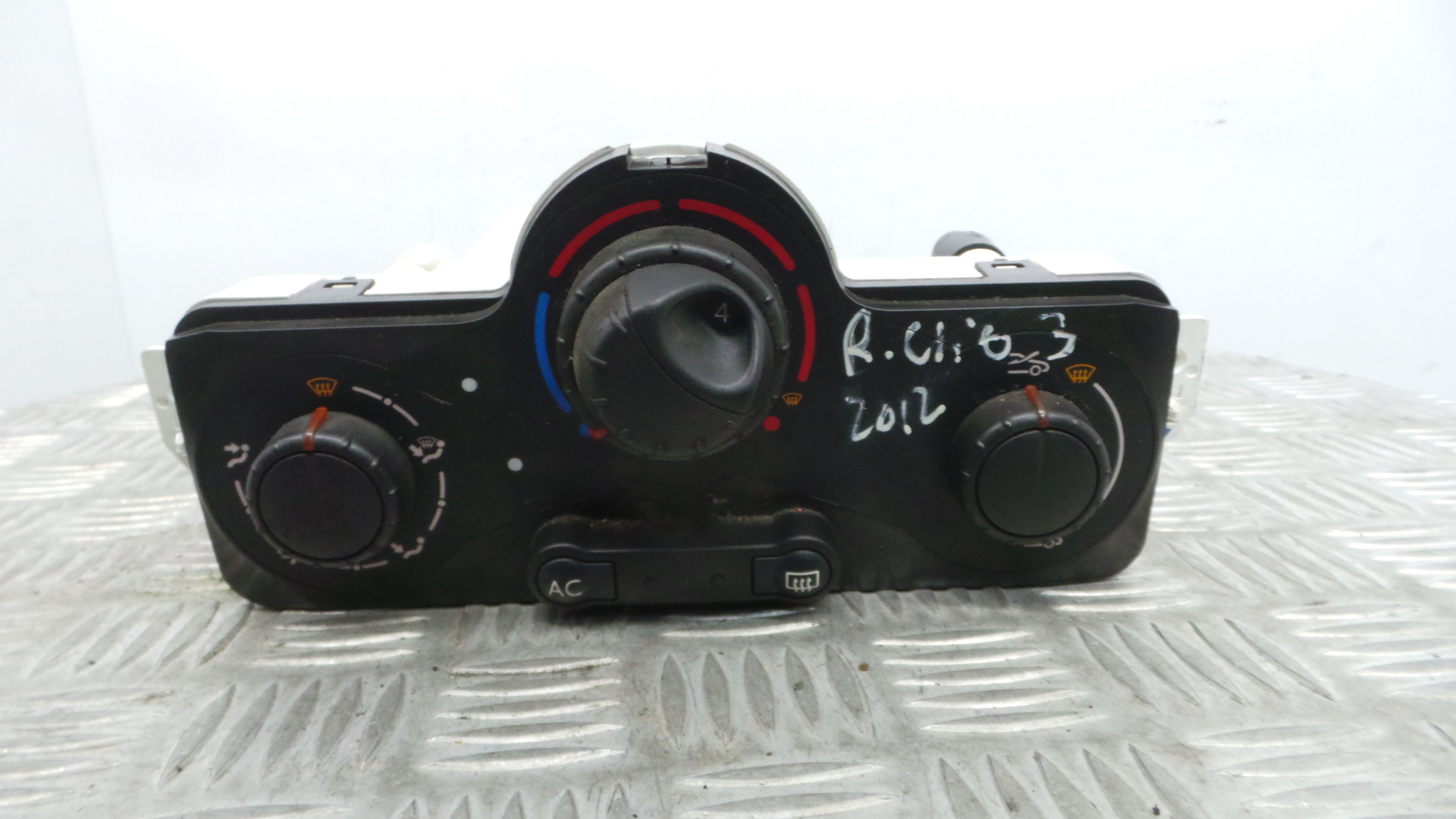 Comando da Sofagem / Climatronic 030967W - RENAULT CLIO III (BR0/1, CR0/1)-36928869