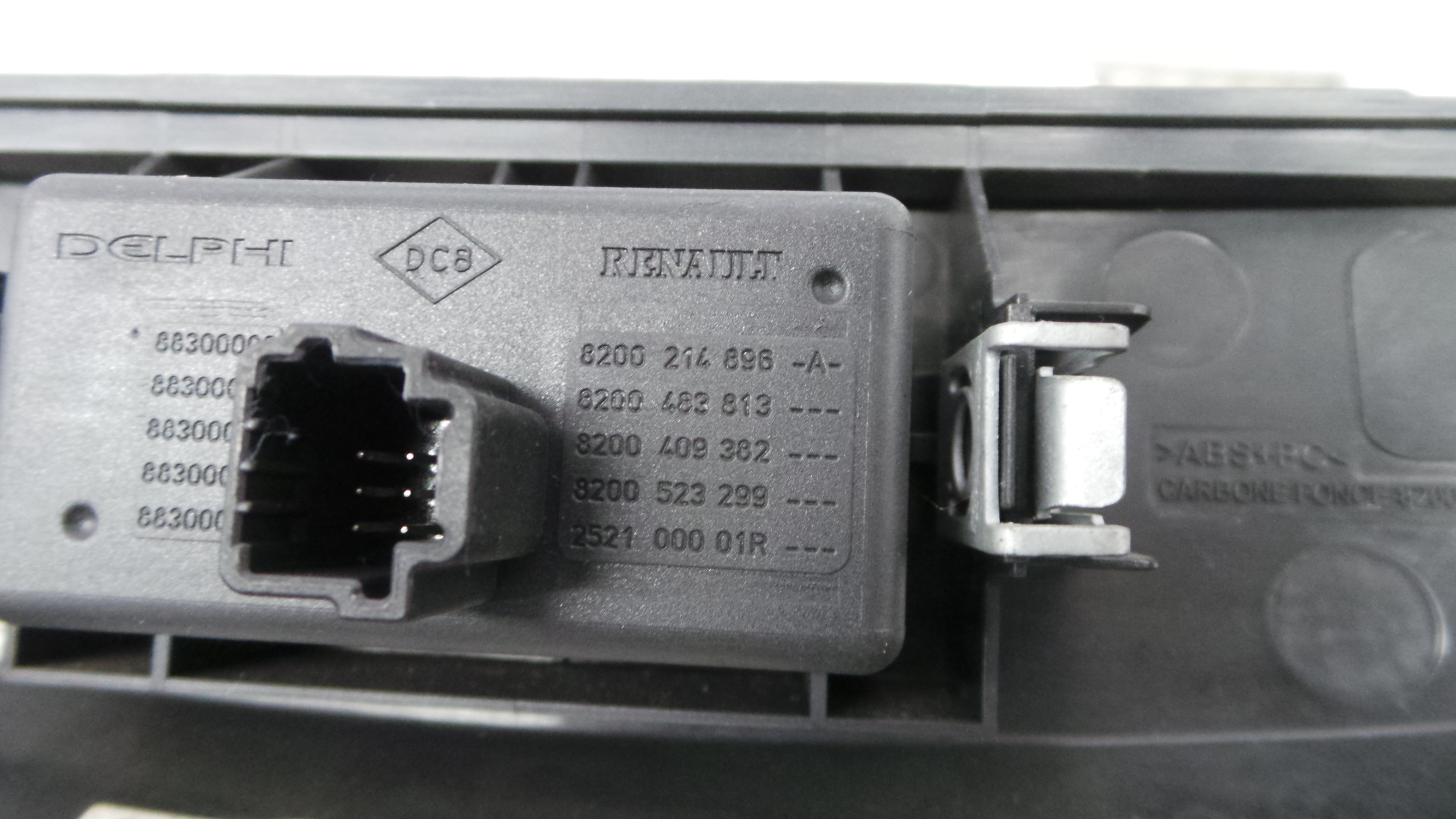 Aro Consola Central 301121110025 - RENAULT CLIO III (BR0/1, CR0/1)-36929164