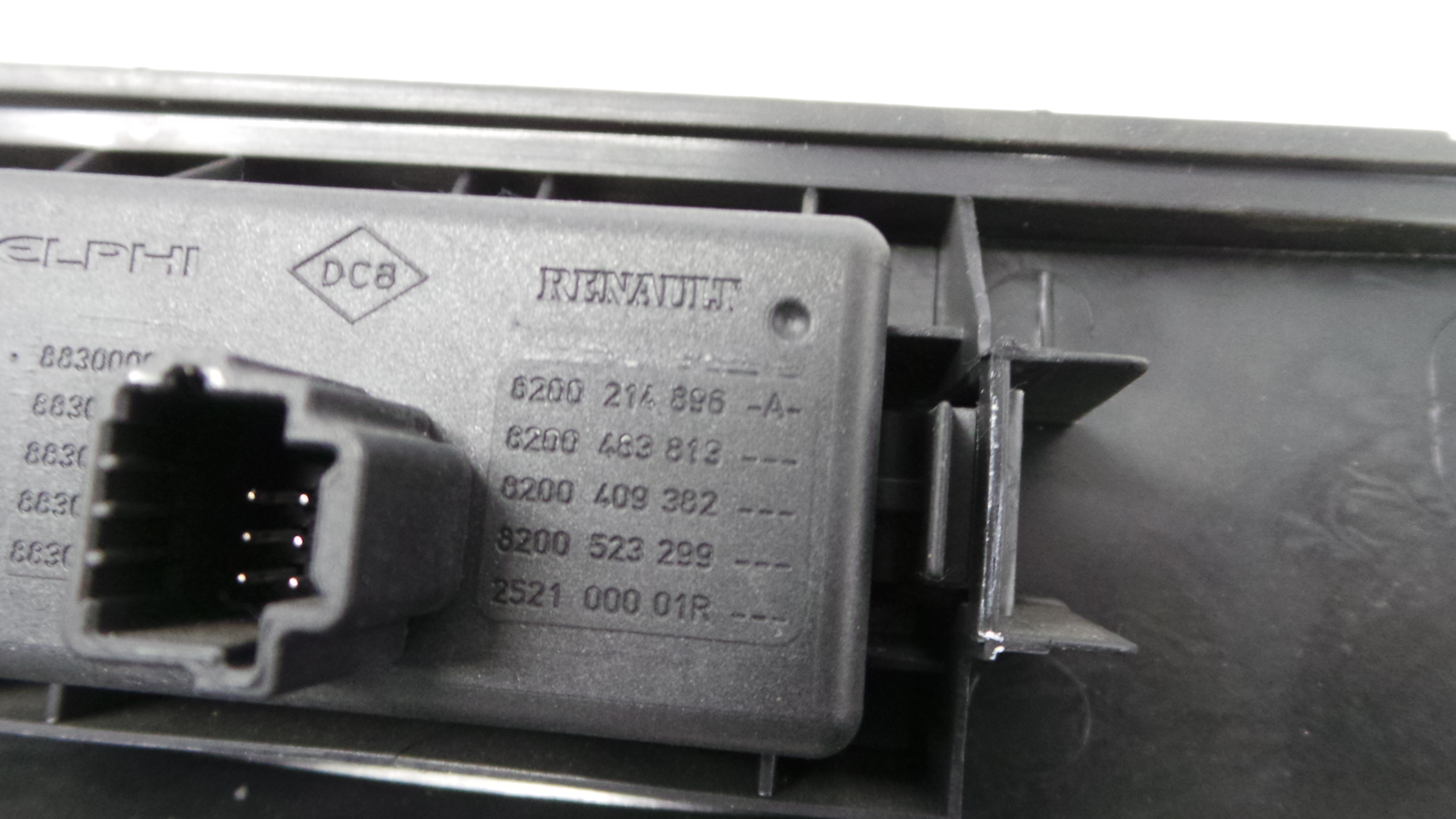 Aro Consola Central 8200407843 - RENAULT CLIO III (BR0/1, CR0/1)-36929168