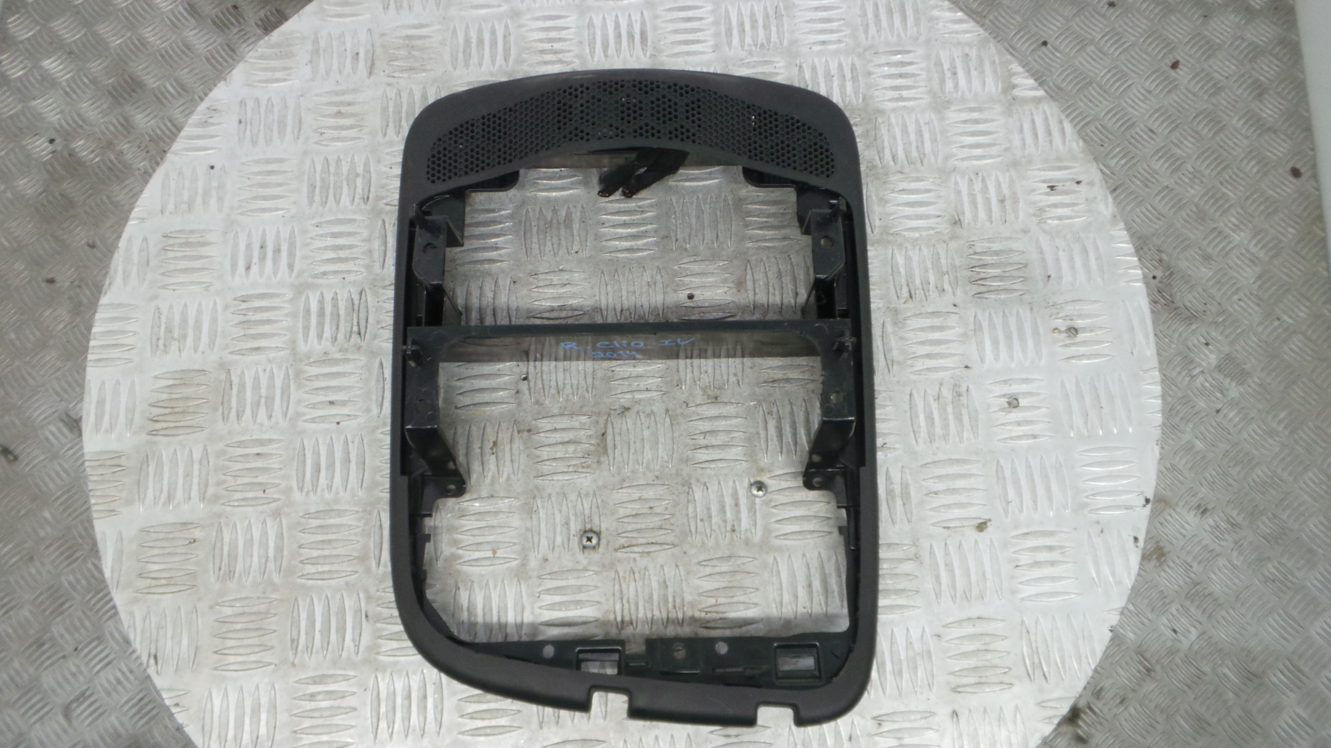 Aro Consola Central 681046679R - RENAULT CLIO IV (BH_)-36929474